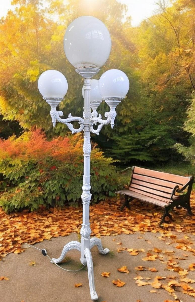Late 20th Century Pair of Large Garden Lanterns – 1970s For Sale