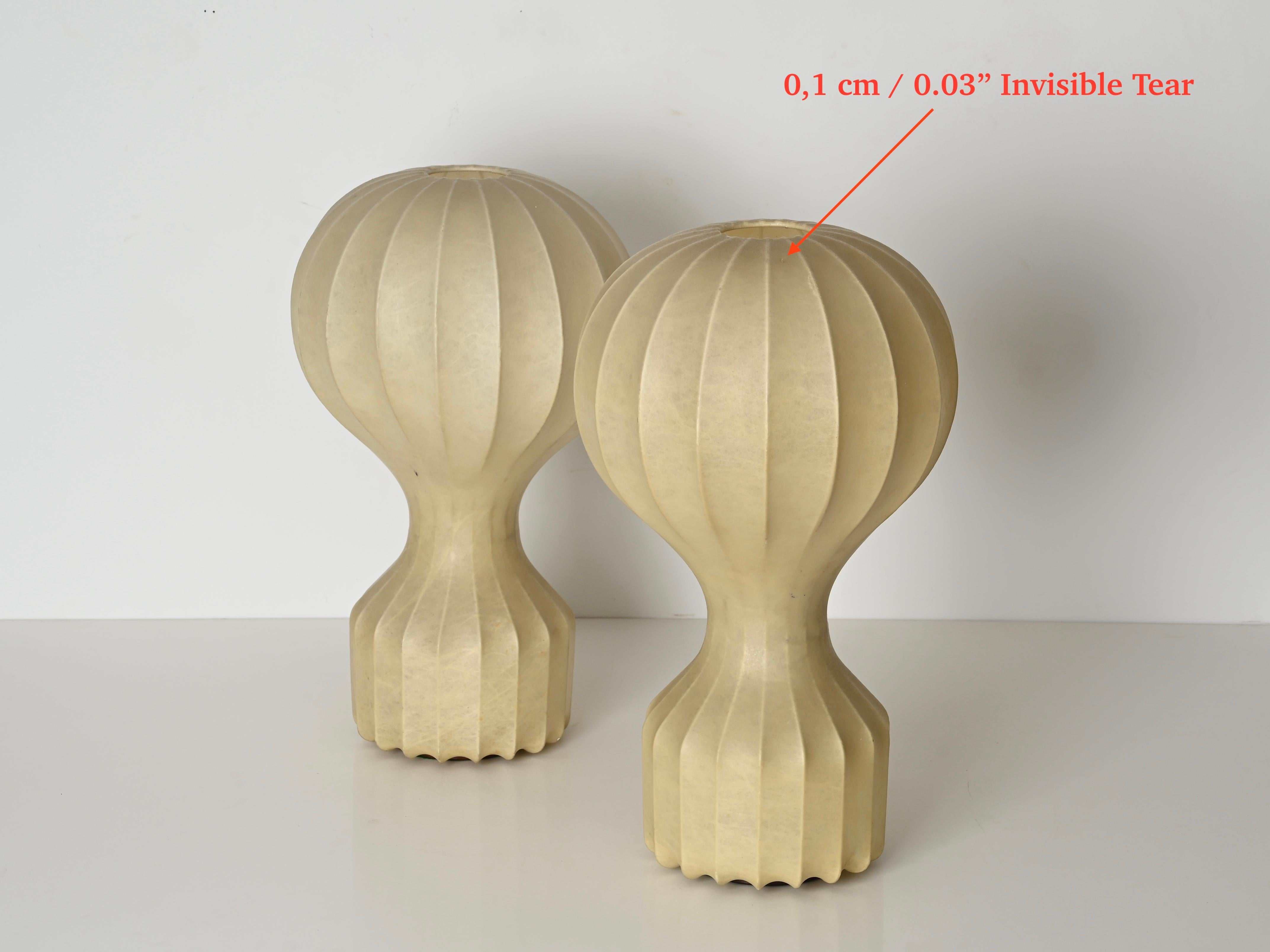 Pair of Large Gatto Beige Cocoon Table Lamps by Castiglioni for Flos Italy 1960s For Sale 4