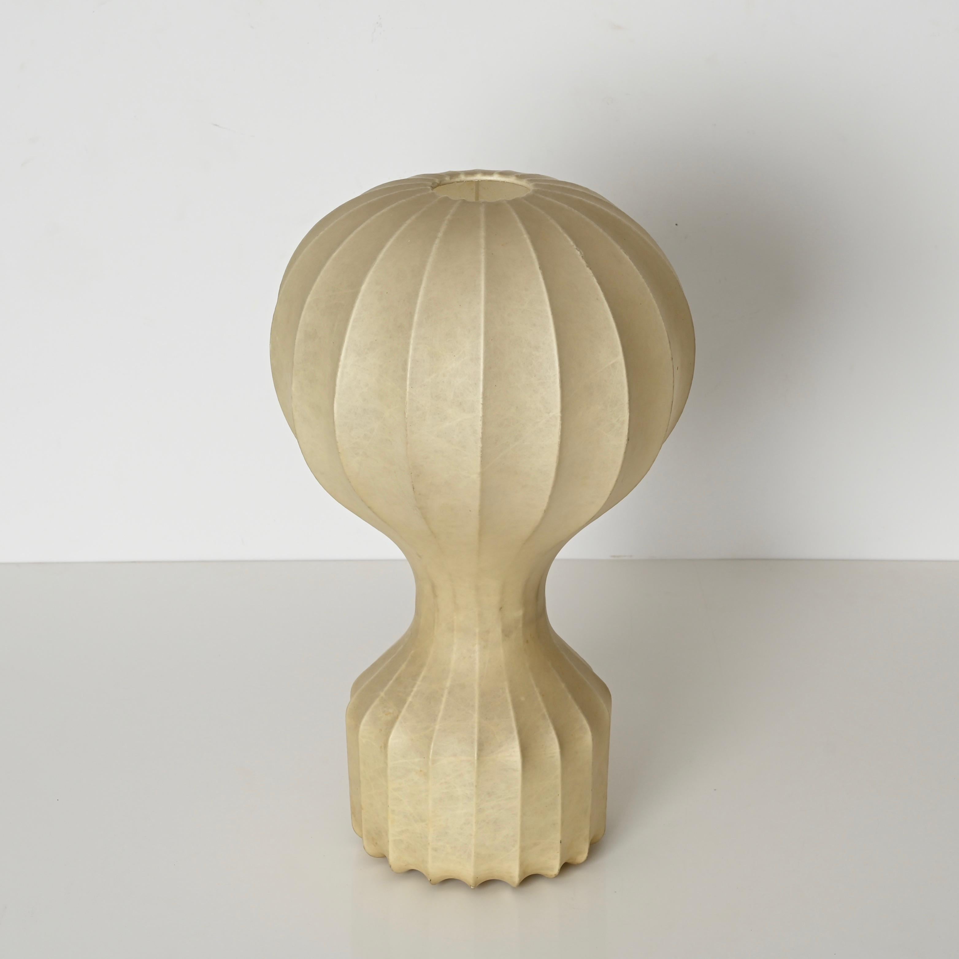 Pair of Large Gatto Beige Cocoon Table Lamps by Castiglioni for Flos Italy 1960s For Sale 6