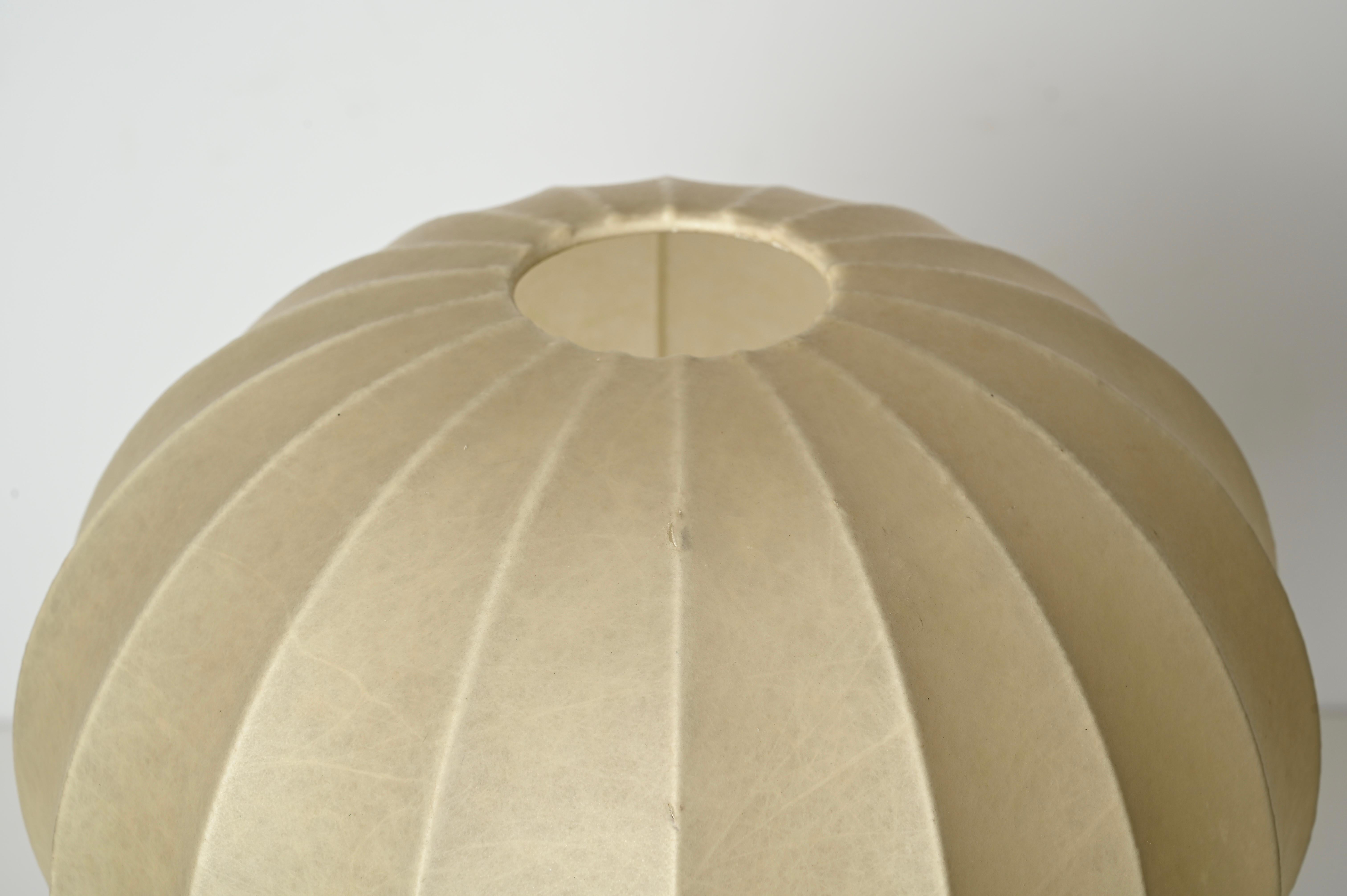 Pair of Large Gatto Beige Cocoon Table Lamps by Castiglioni for Flos Italy 1960s For Sale 12