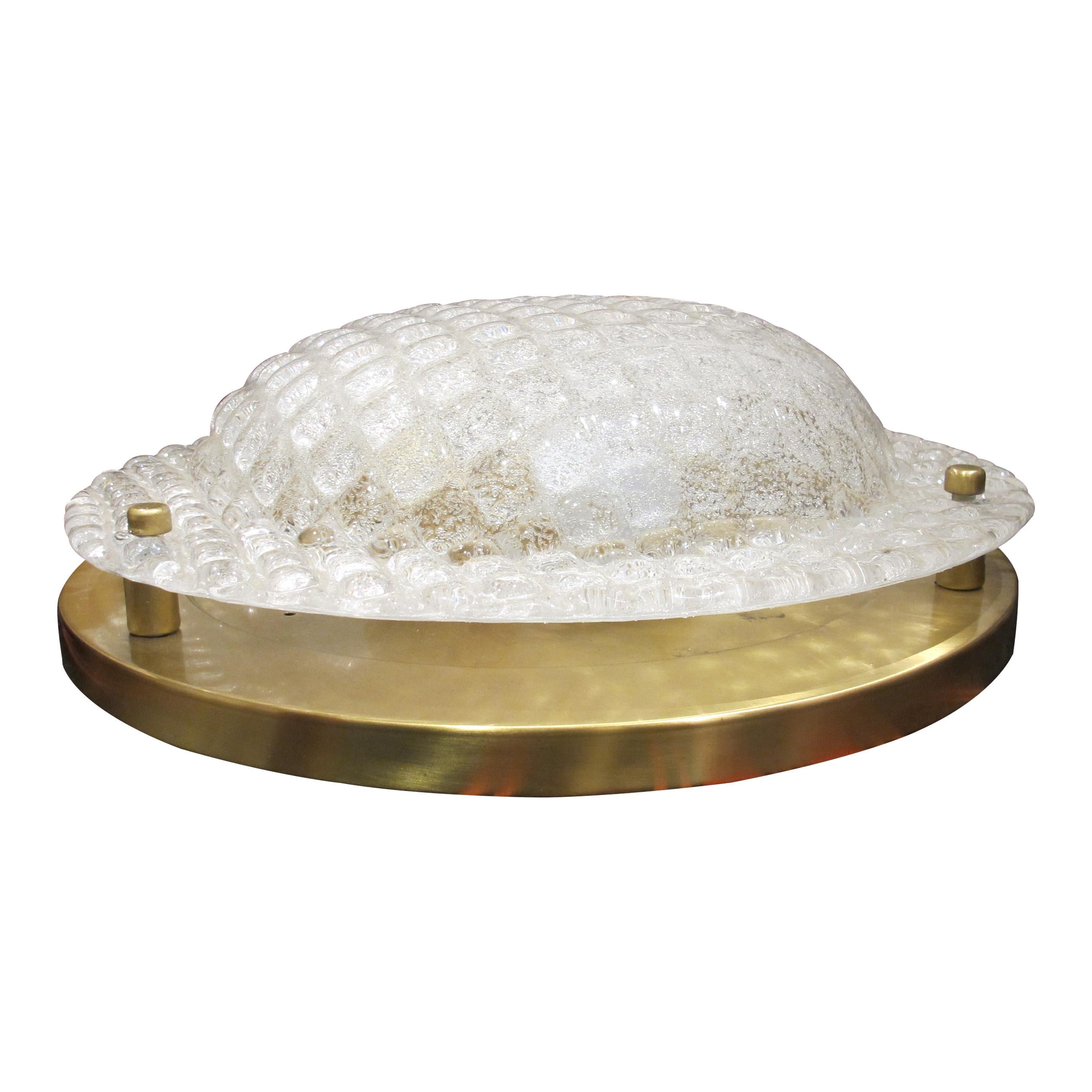 Ein Paar große deutsche Wand- oder Deckenleuchten aus Glas und Messing, 1970er Jahre im Zustand „Gut“ im Angebot in London, GB