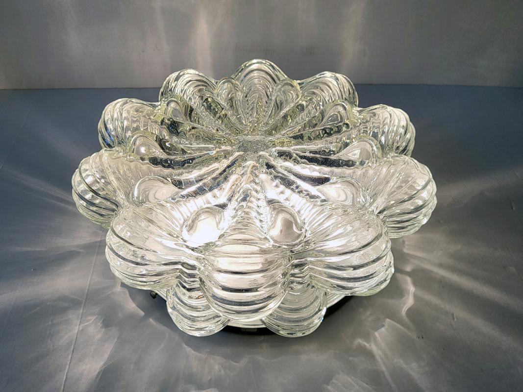Pareja de grandes plafones o apliques de cristal vintage alemán, años 60 mediados del siglo XX en venta