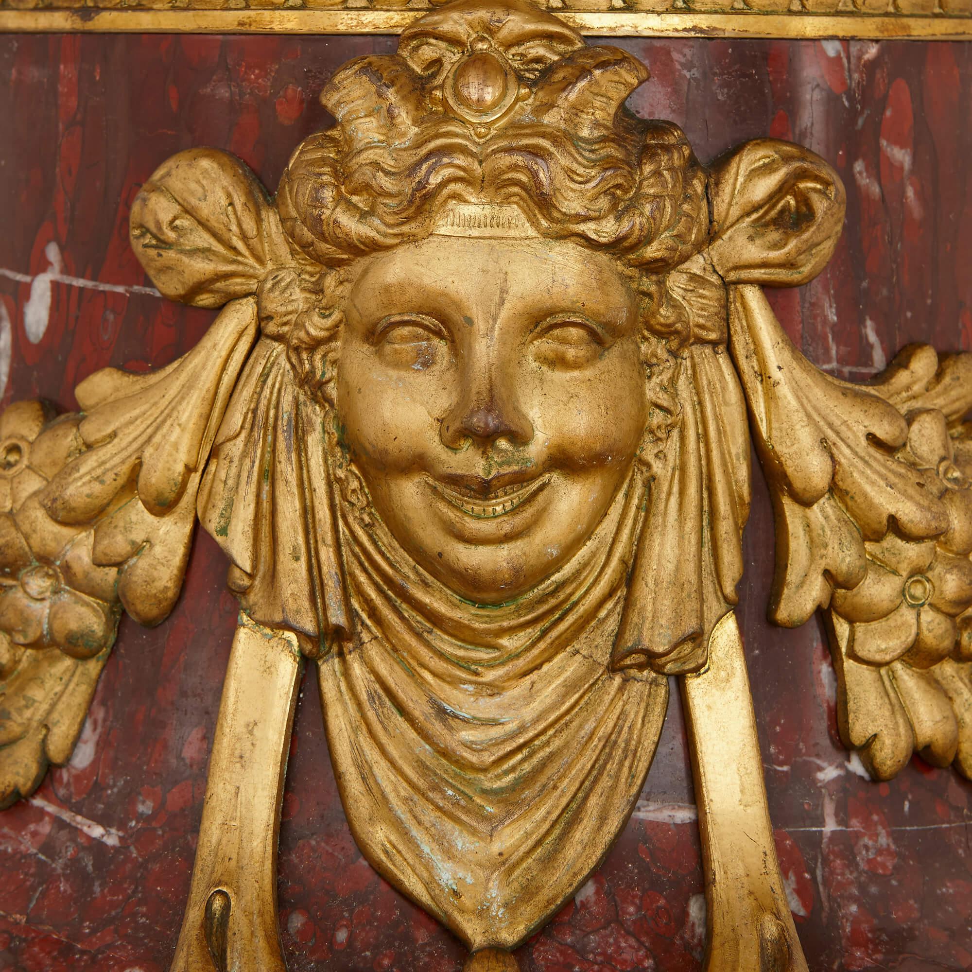 Große Kandelaber aus vergoldeter Bronze und Marmor, Paar (Louis XVI.) im Angebot