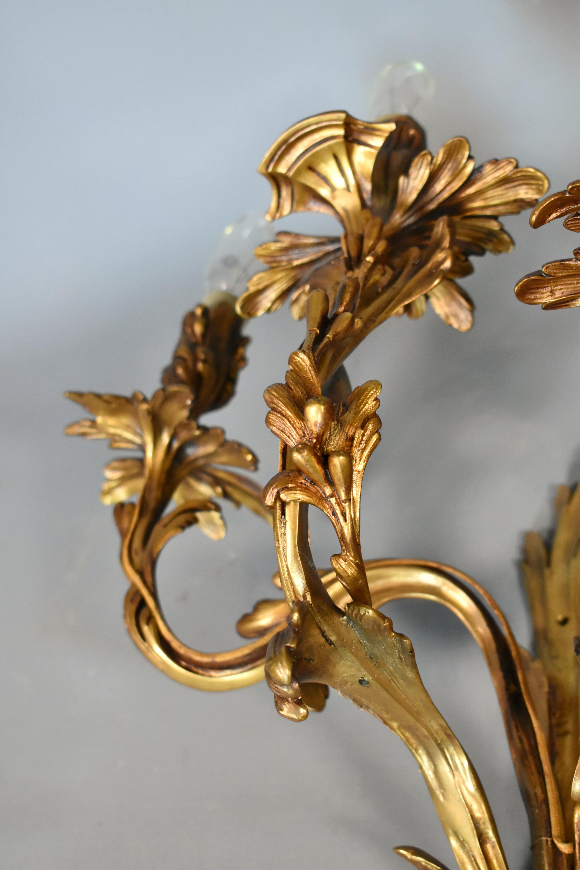 19th Century Pair of Large Gilt Bronze Wall Sconces Louis XV Style For Sale