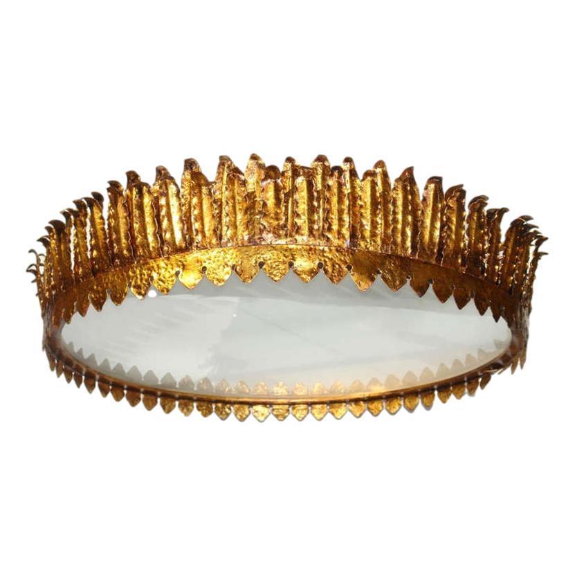 Dépoli Paire de grands luminaires Sunburst en métal doré, vendus individuellement en vente