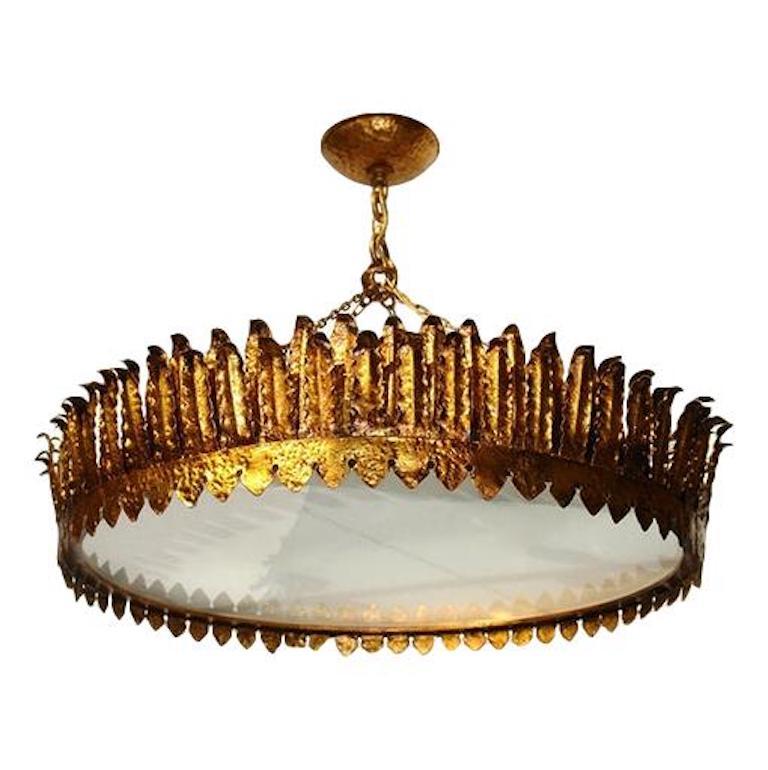 Paire de grands luminaires Sunburst en métal doré, vendus individuellement Bon état - En vente à New York, NY