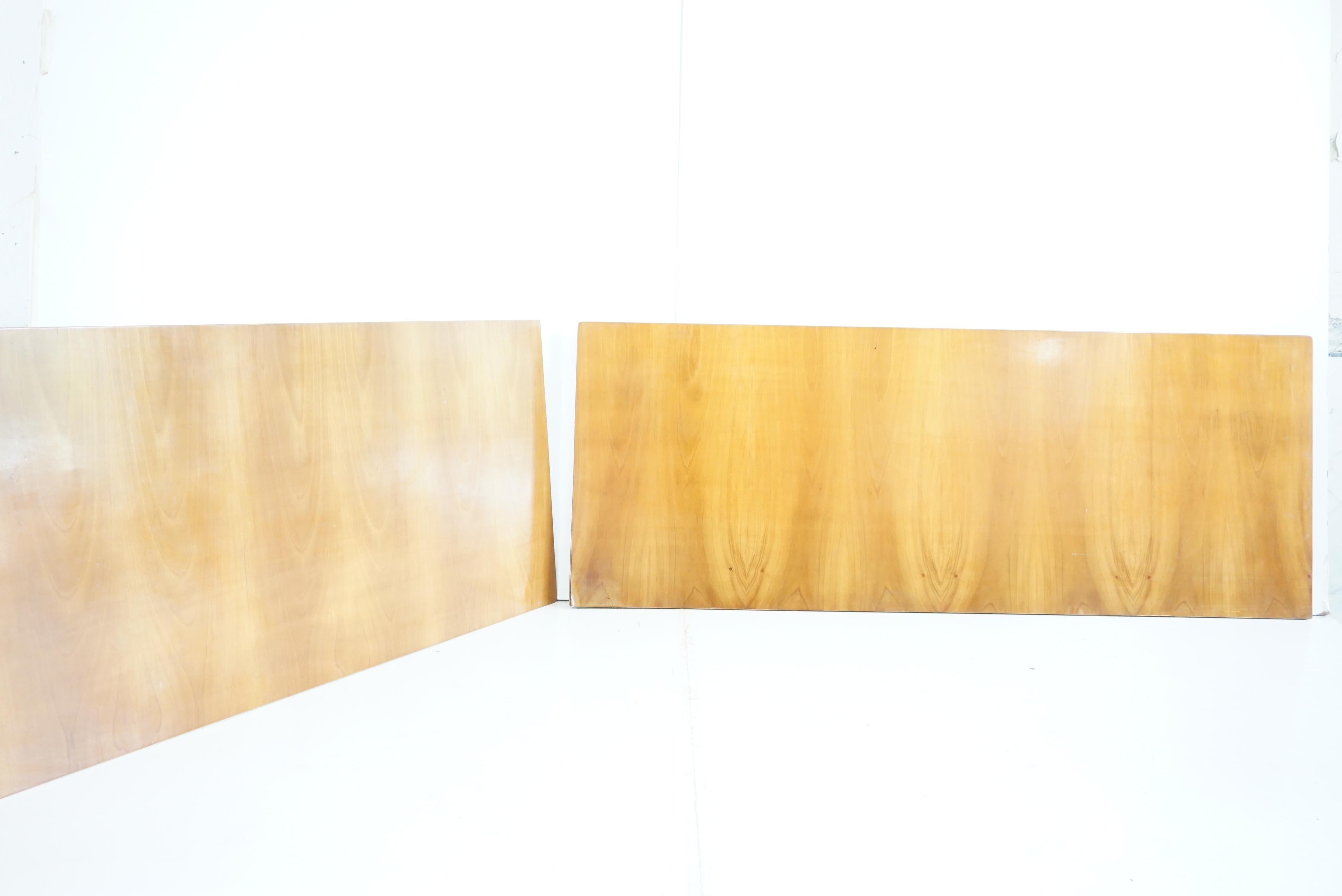 A pair of unique Gio Ponti wood panels from the furniture of the Hotel Royal in Naples, 1955.
Manufactured by Giordano Chiesa by Dassi.
elm wood 
thick edge with owl's beak
these pieces come from the original furnishings of the single rooms of the