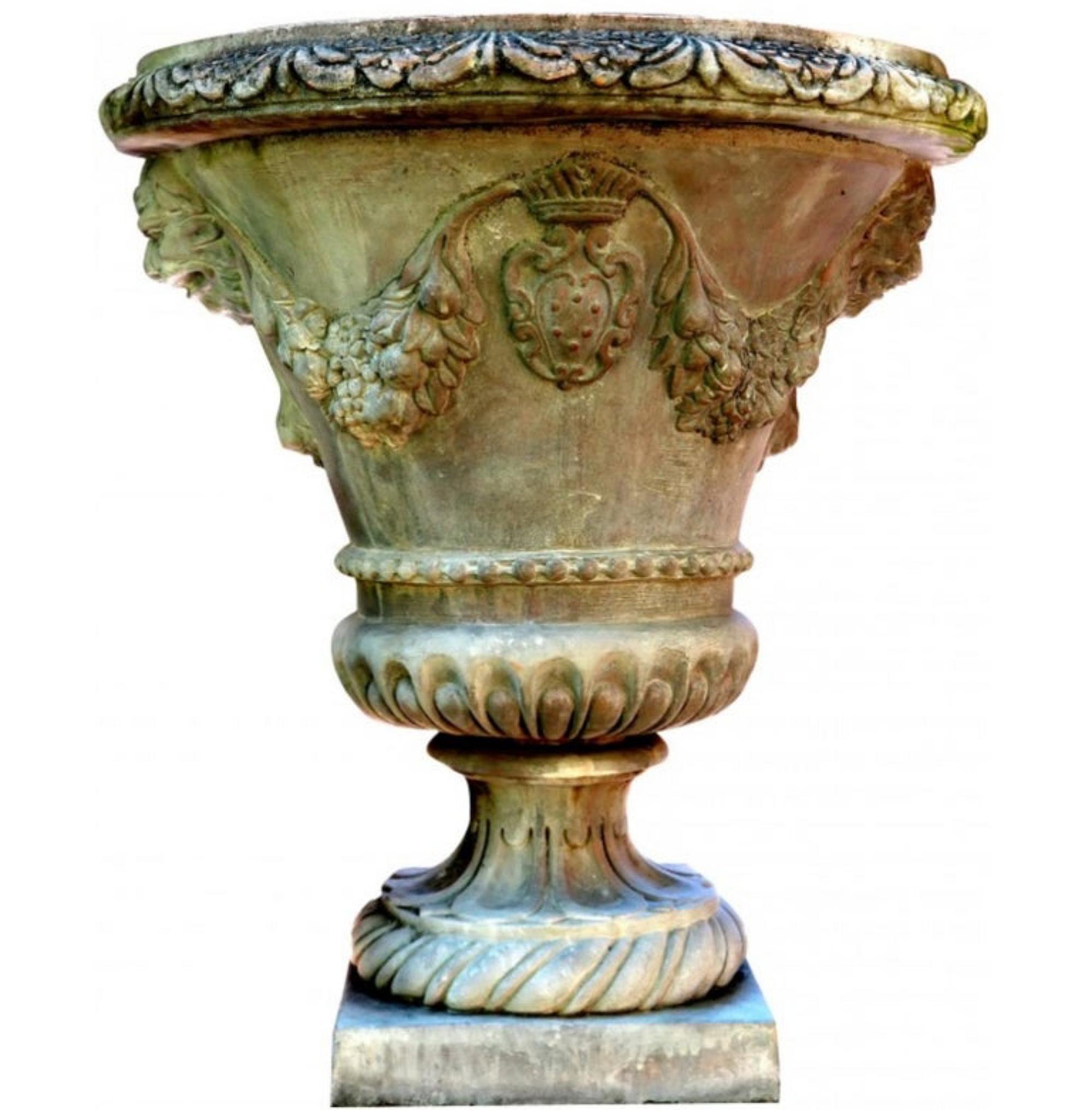 Baroque Pair of Large Goblet Vases with Medicean Emblem Early 20th Century For Sale