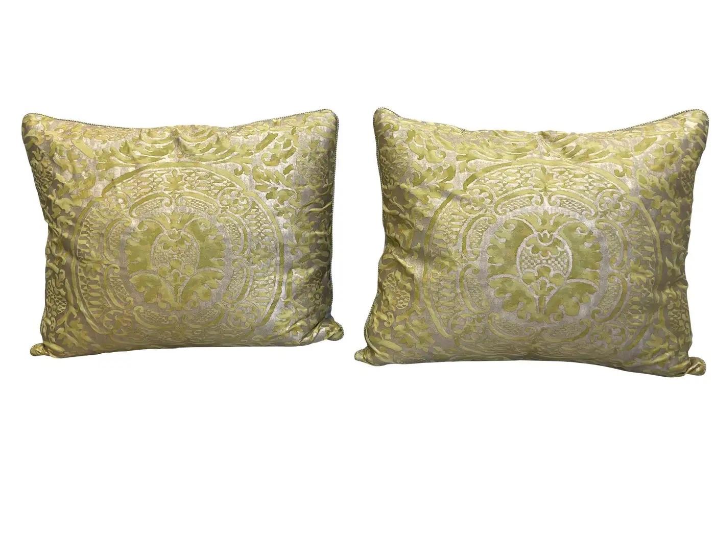Pair of large Gold and chartreuse Fortuny Pillows In Good Condition In Charlottesville, VA