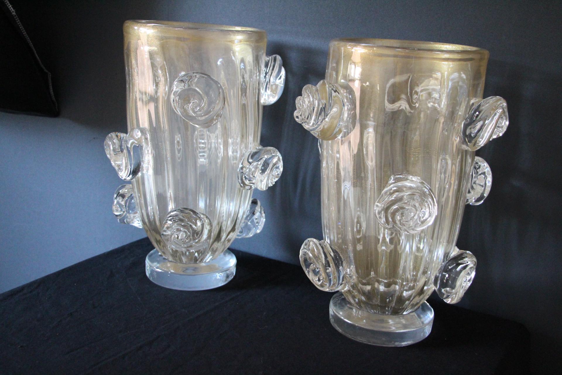 Mid-Century Modern Pair of Large Golden Murano Glass Vases With Roses Decor by Costantini For Sale