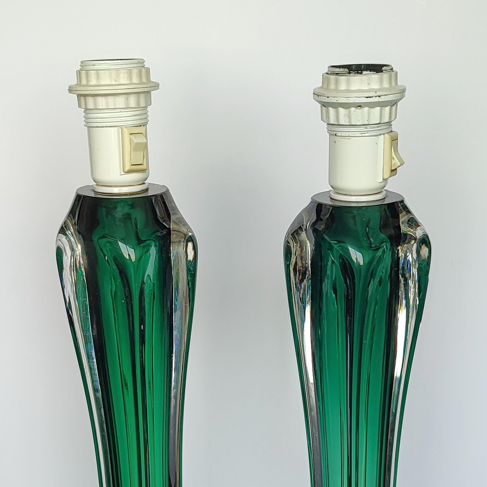 Art Glass Pair of Large Green Crystal Lamps by Flygsfors, Paul Kedelv, 1950s For Sale