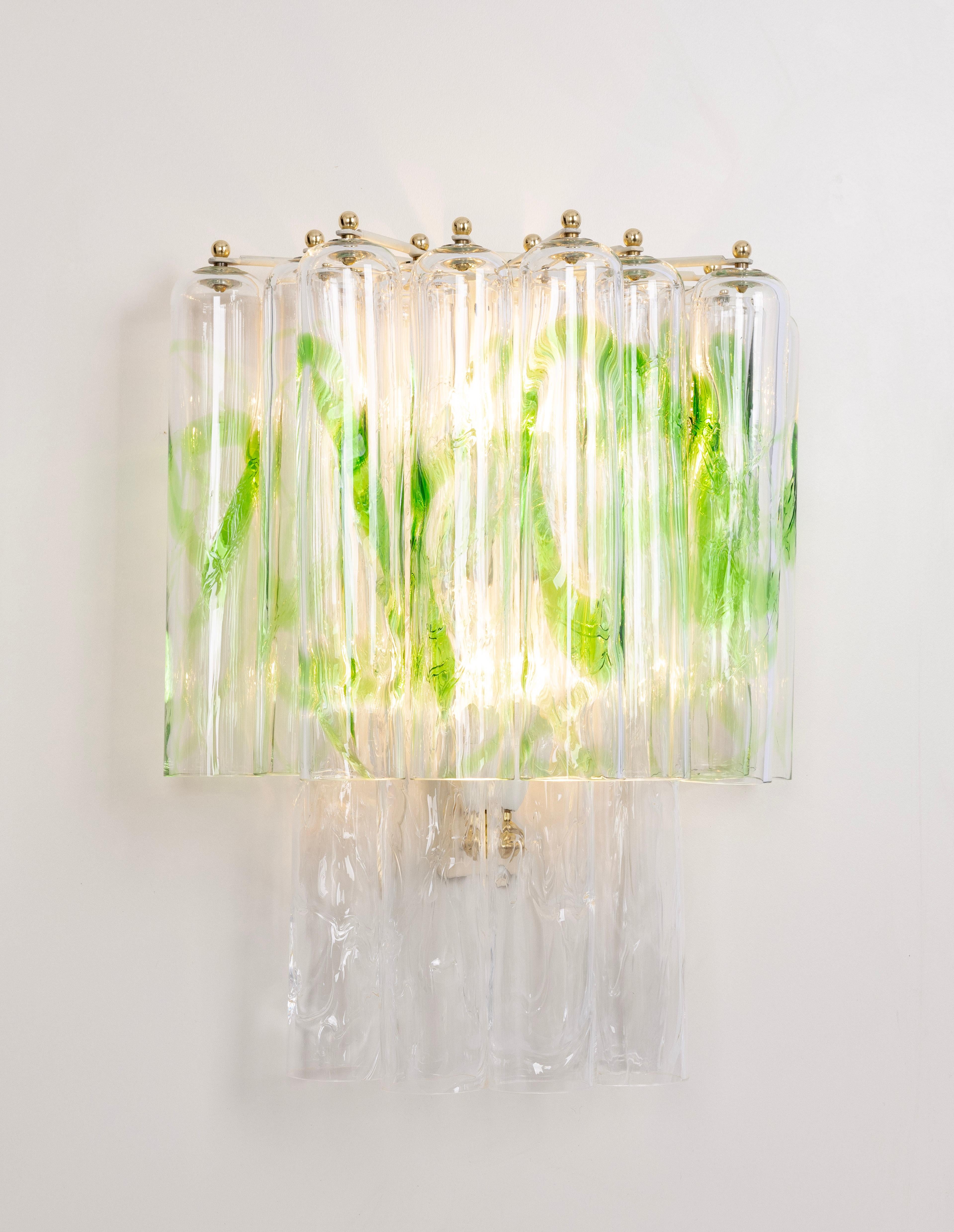 Paire de grandes appliques en verre de Murano vert par Mazzega, Italie, années 1970 en vente 9