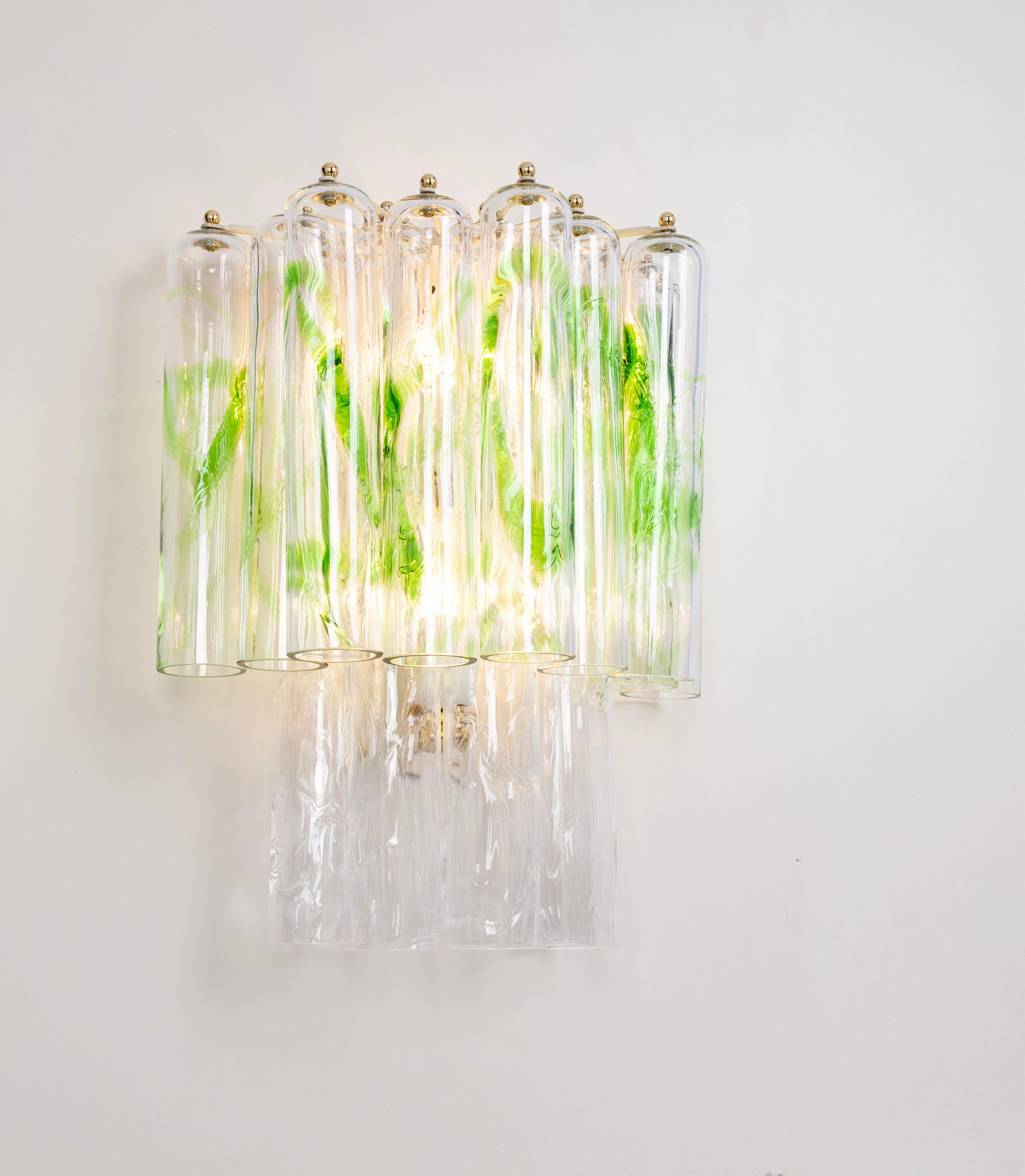 italien Paire de grandes appliques en verre de Murano vert par Mazzega, Italie, années 1970 en vente