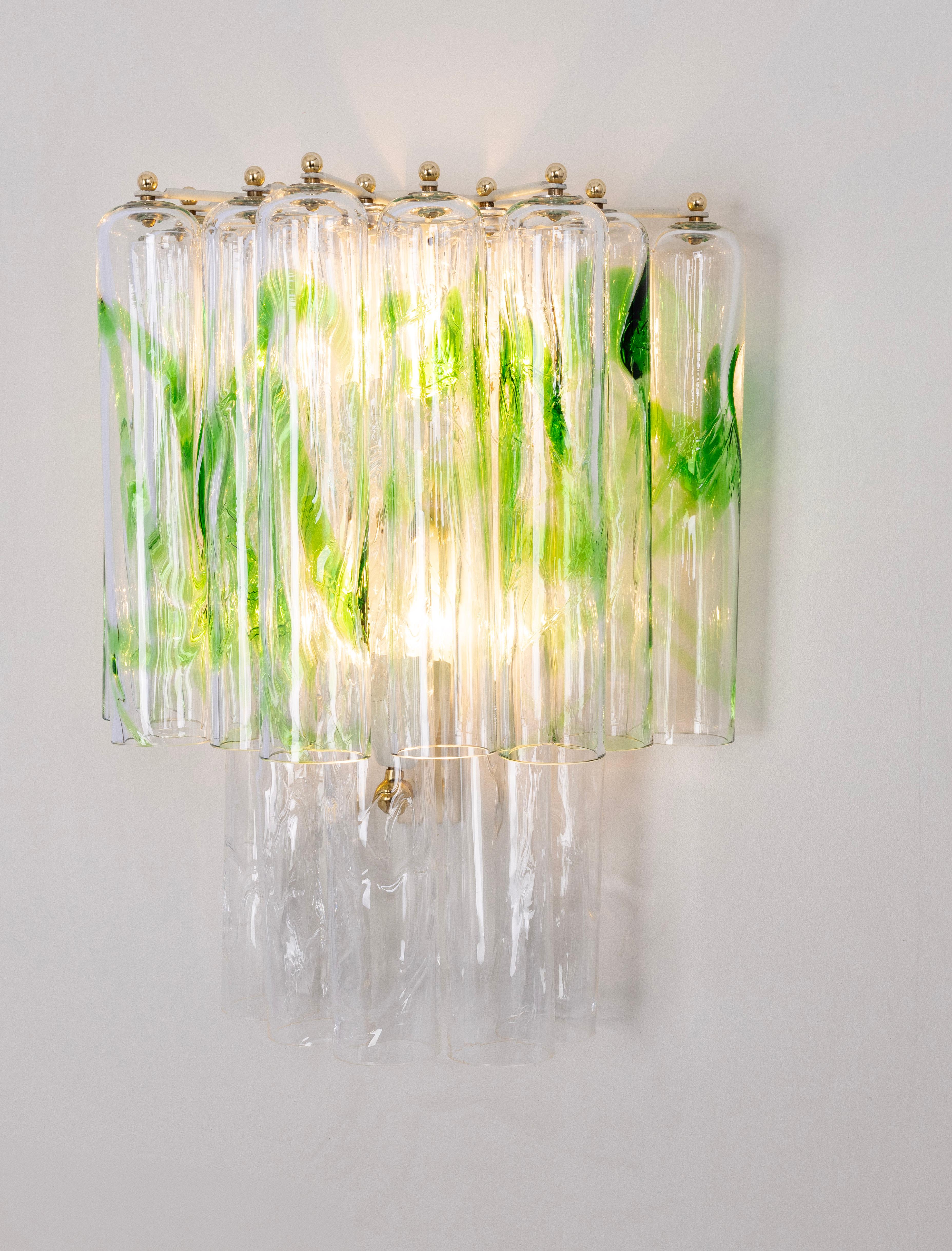 Verre de Murano Paire de grandes appliques en verre de Murano vert par Mazzega, Italie, années 1970 en vente