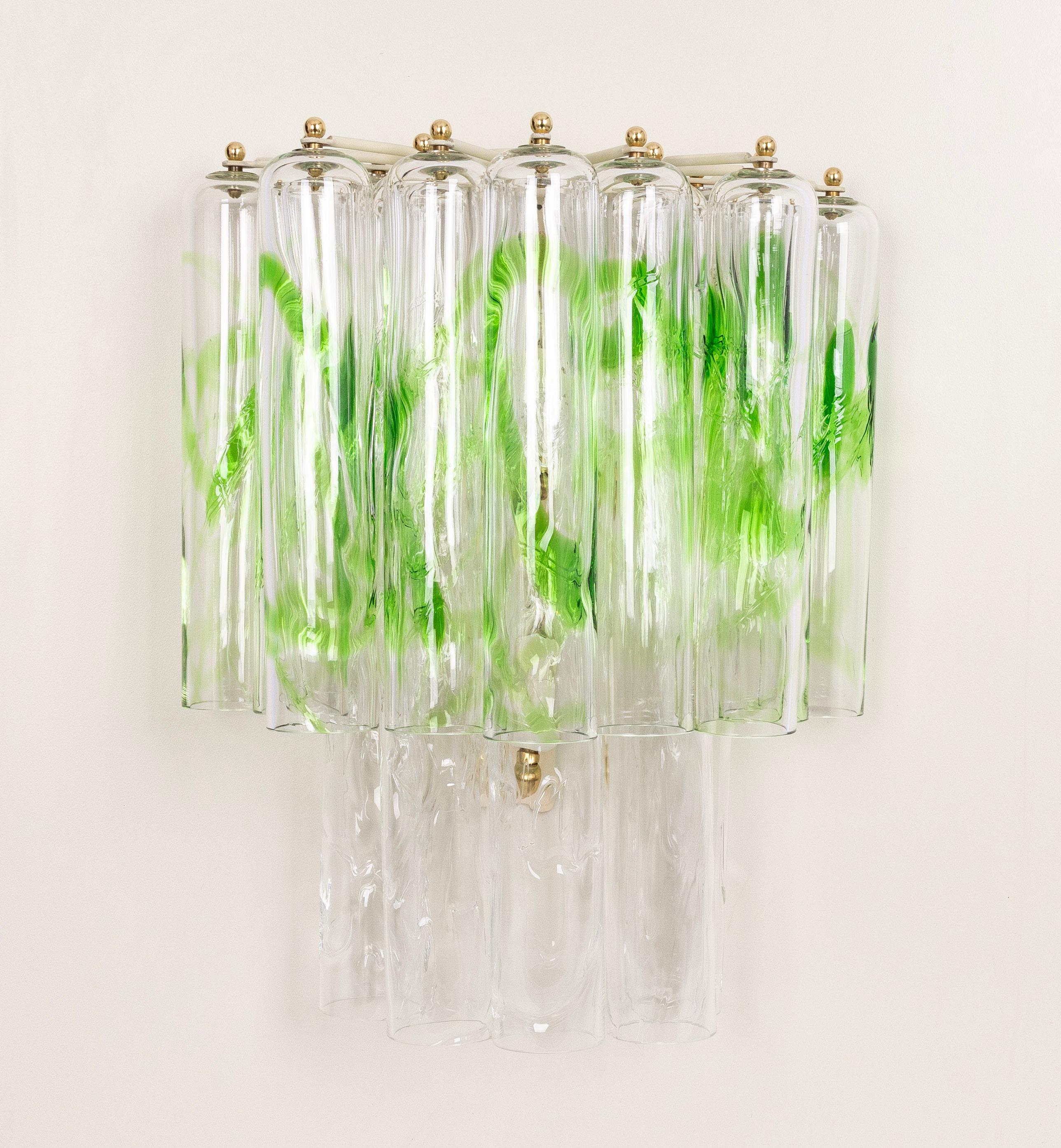 Paire de grandes appliques en verre de Murano vert par Mazzega, Italie, années 1970 en vente 1