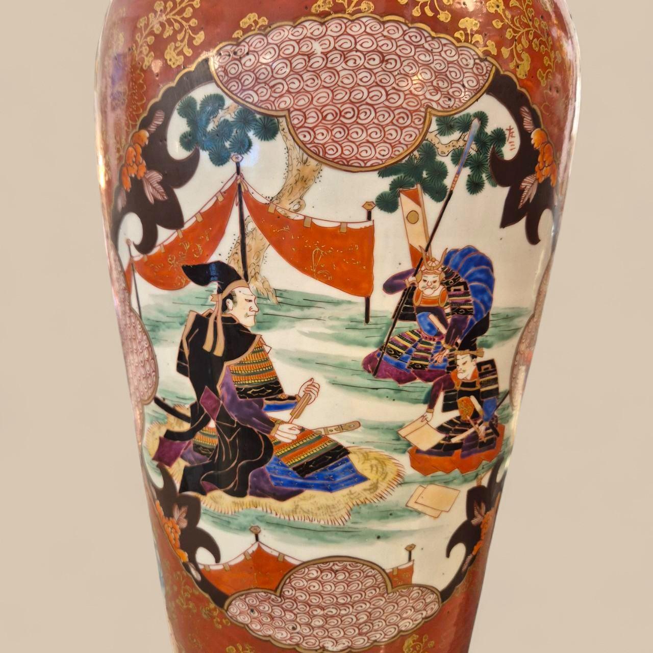 Pair of Large Hand-Painted Enameled Porcelain Vases, Japan, Meiji, 19th Century For Sale 7