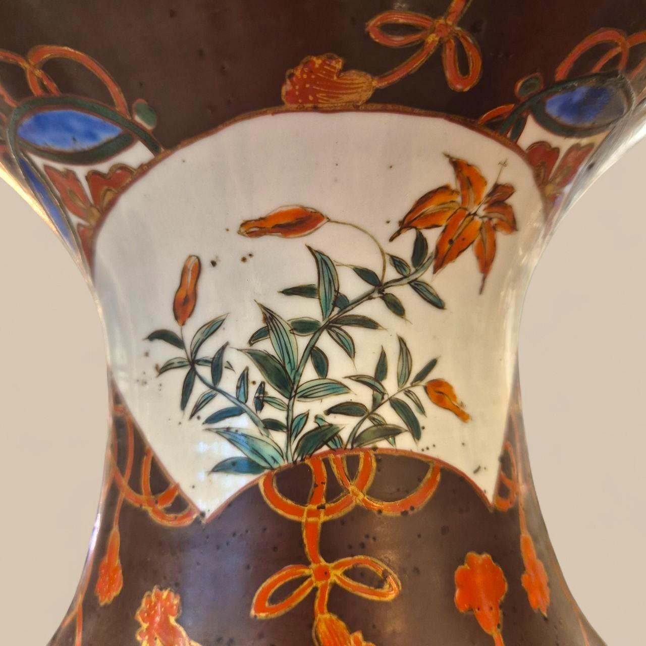 Pair of Large Hand-Painted Enameled Porcelain Vases, Japan, Meiji, 19th Century For Sale 8