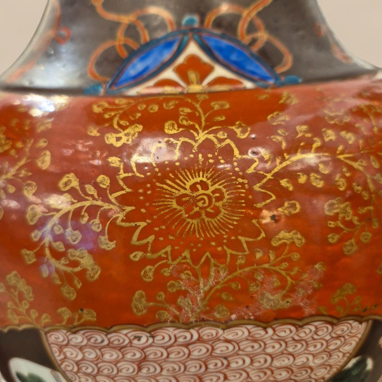 Pair of Large Hand-Painted Enameled Porcelain Vases, Japan, Meiji, 19th Century For Sale 9