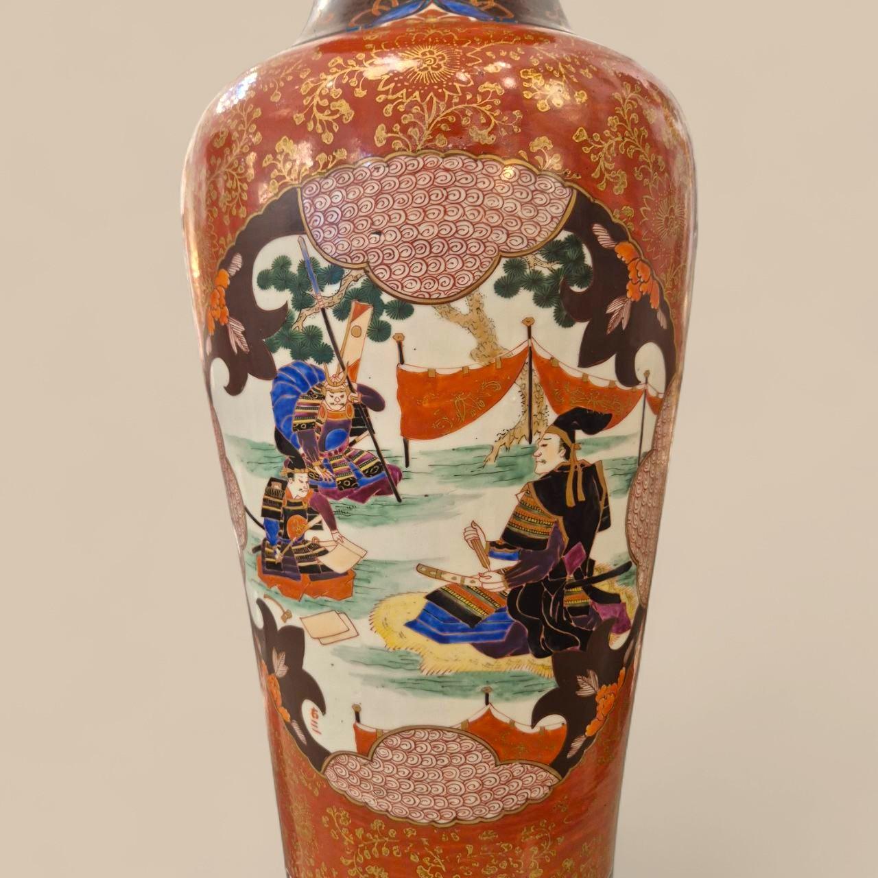 Pair of Large Hand-Painted Enameled Porcelain Vases, Japan, Meiji, 19th Century For Sale 12