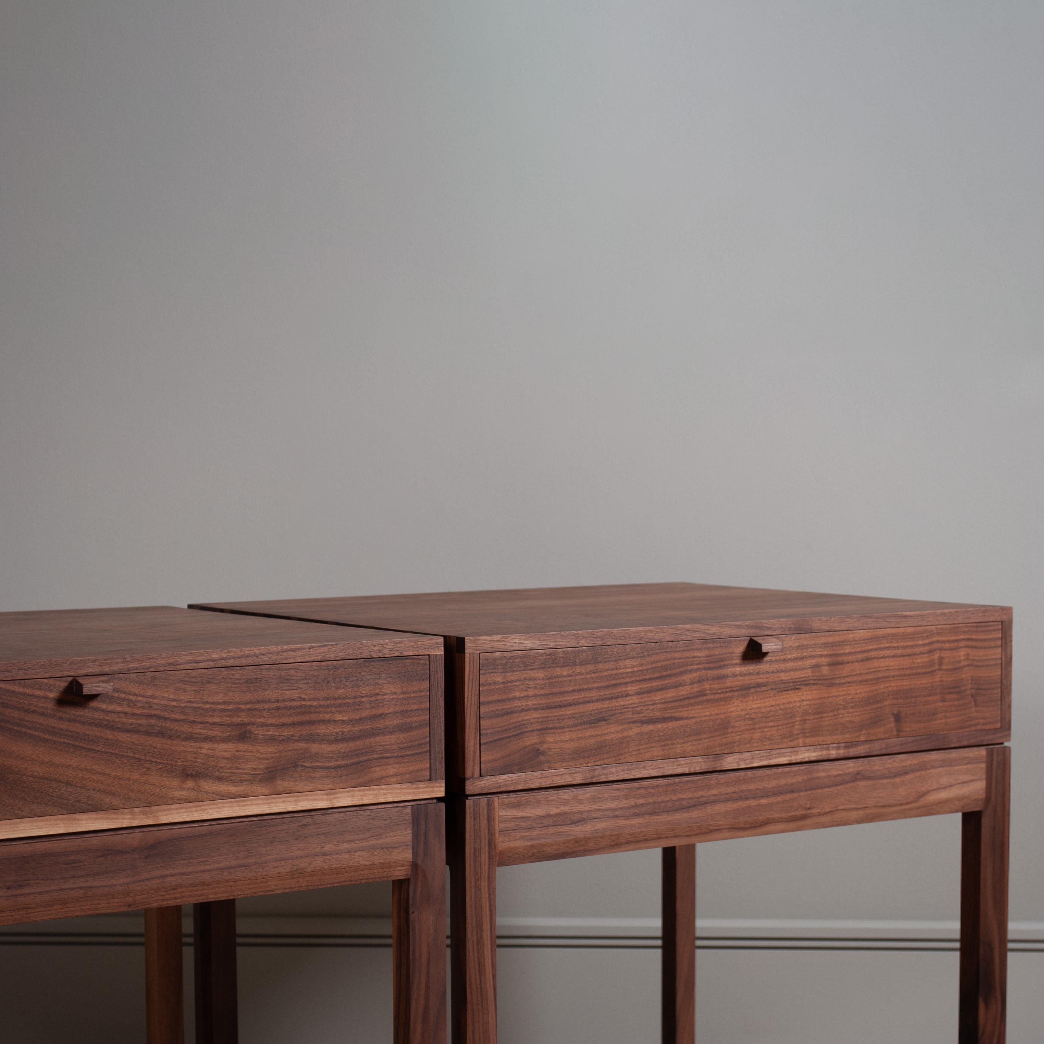 English Pair of Large Handcrafted Night Stands, End Tables For Sale