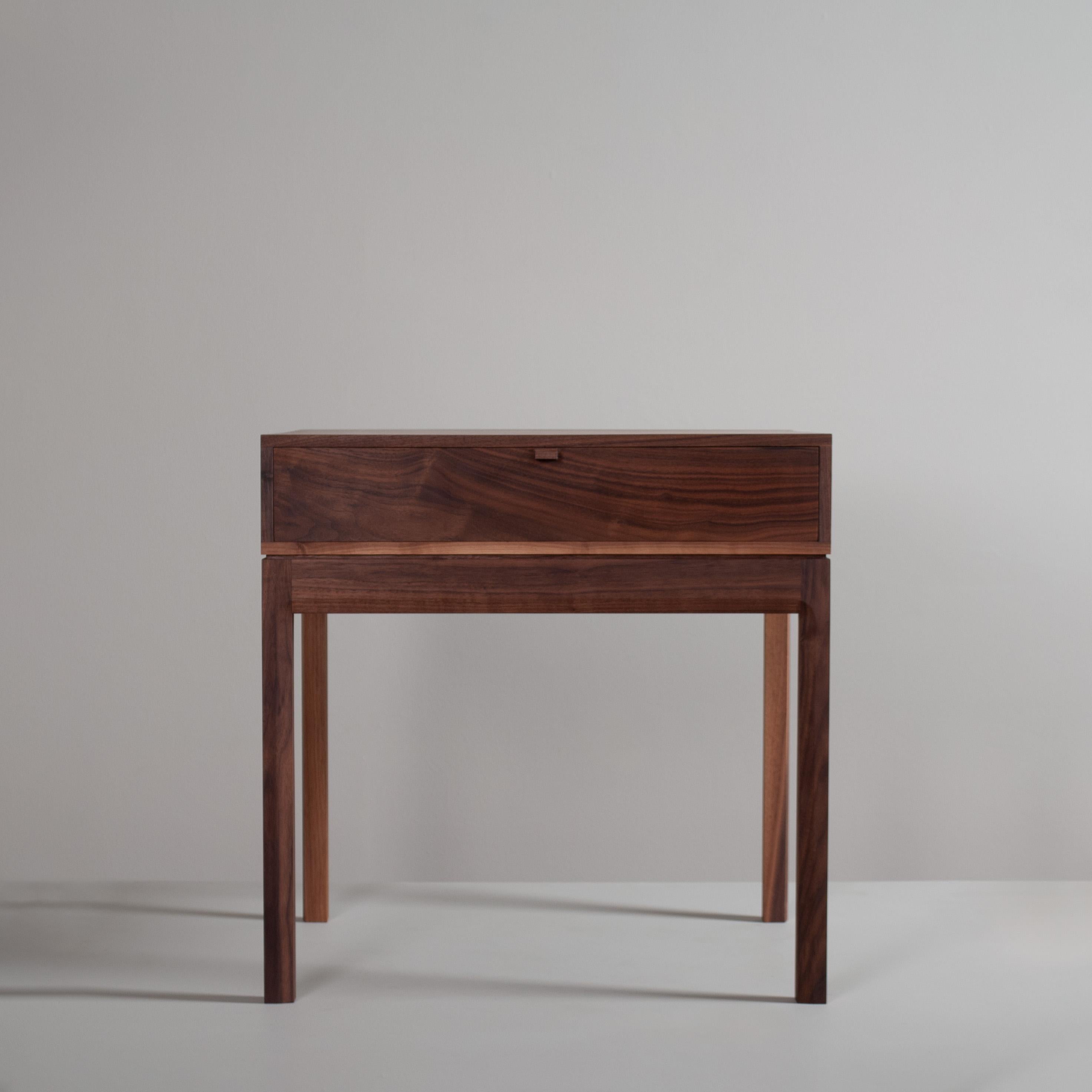 Contemporary Pair of Large Handcrafted Night Stands, End Tables For Sale