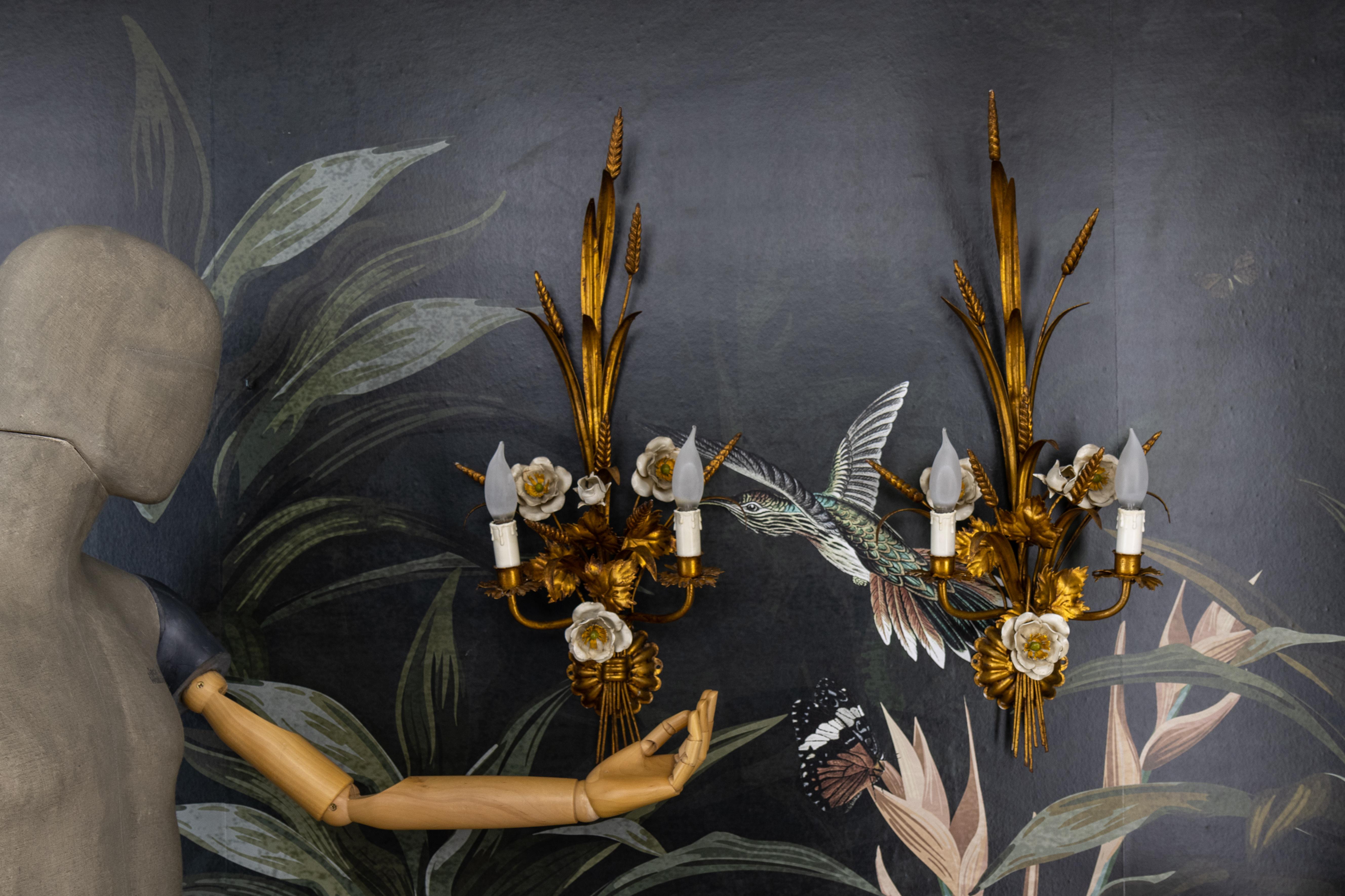 Pair of Large Hollywood Regency Gilt Metal Wheat and White Flower Sconces, 1970s For Sale 5