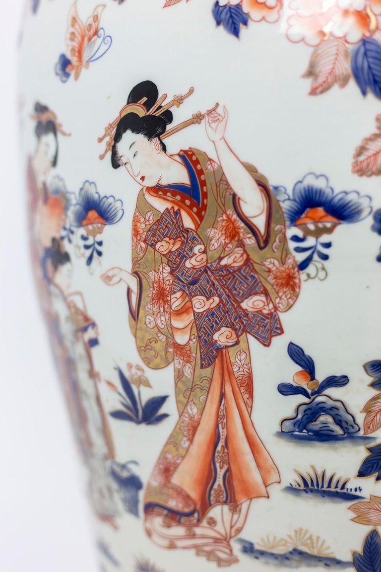 Pair of Large Imari Porcelain Vases, circa 1900 7