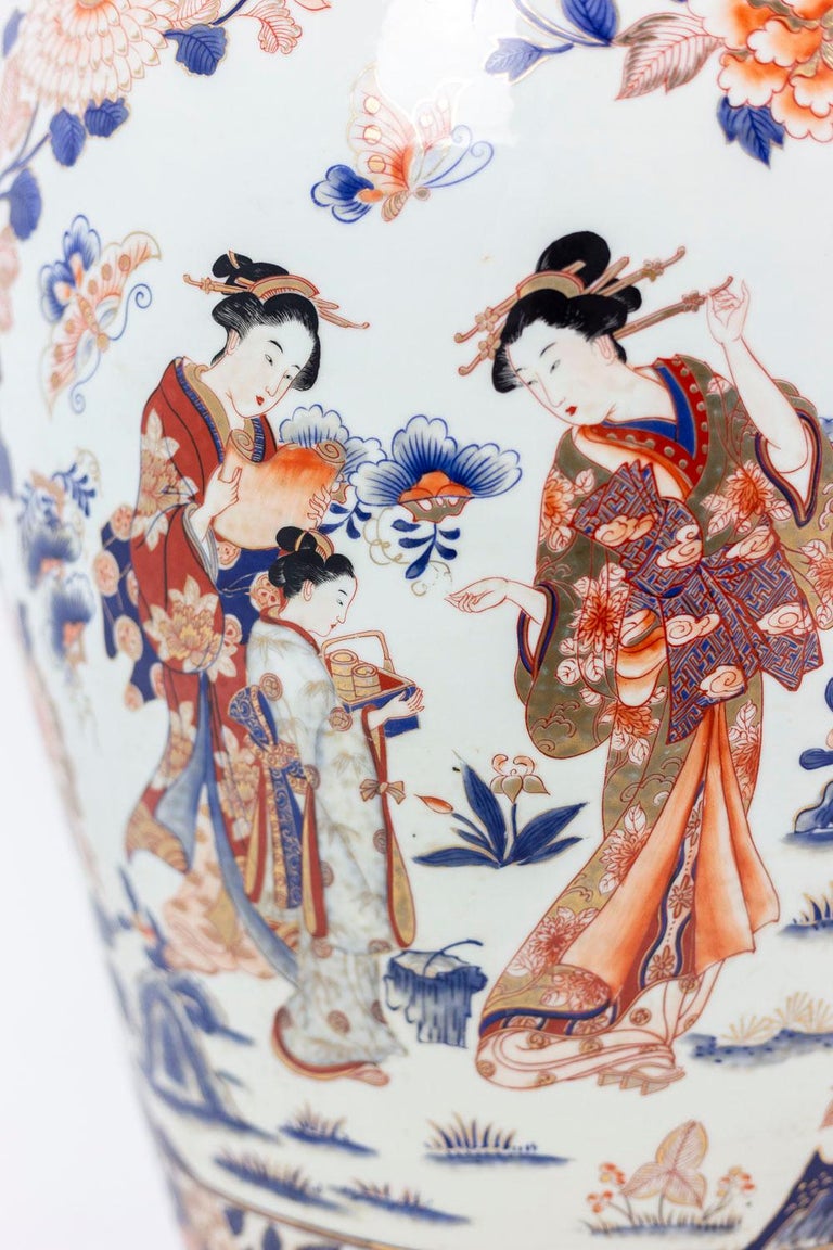 Pair of Large Imari Porcelain Vases, circa 1900 8