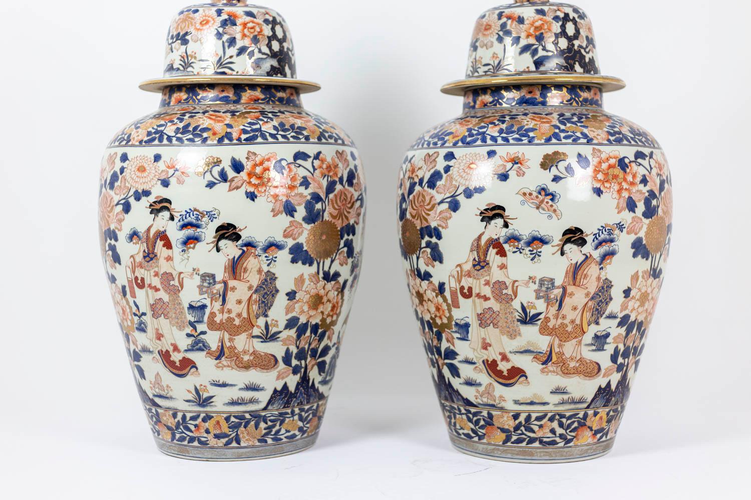 Pair of Large Imari Porcelain Vases, circa 1900 In Good Condition In Saint-Ouen, FR