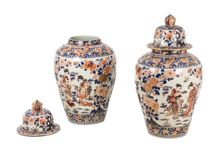 Pair of Large Imari Porcelain Vases, circa 1900 1