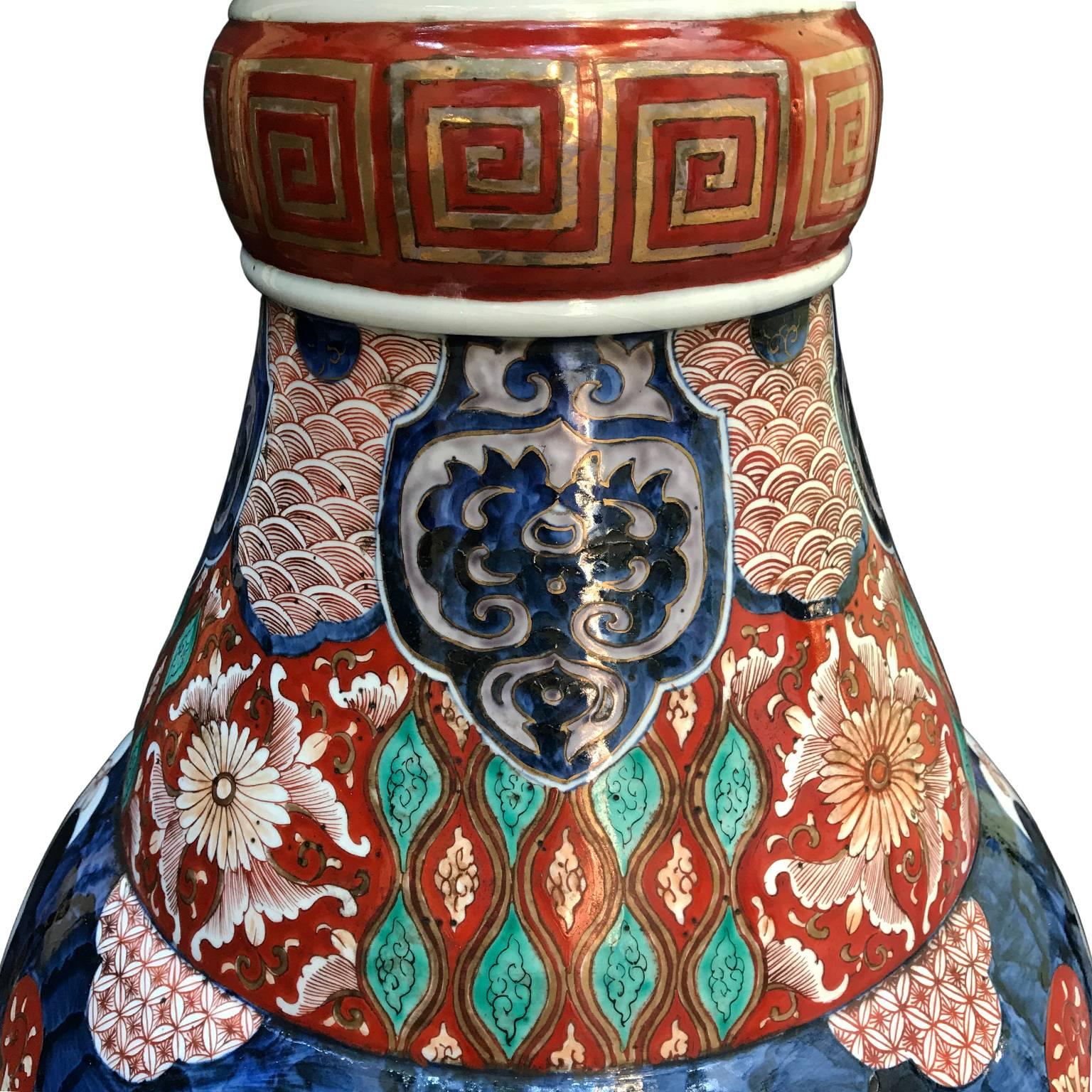 Pair of Large Imari Vases 19th Century Japanese Blue Red White Porcelain Vases 9