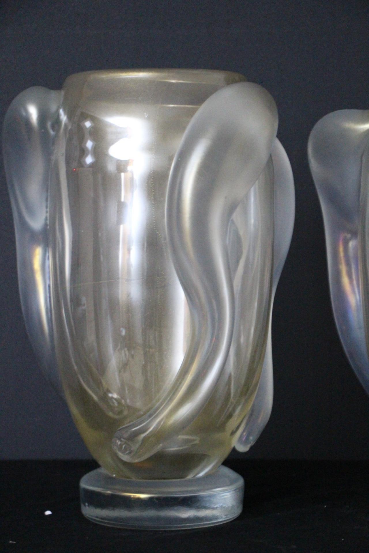 20th Century Pair of Large Iridescent Pearly Murano Glass Vases by Costantini For Sale