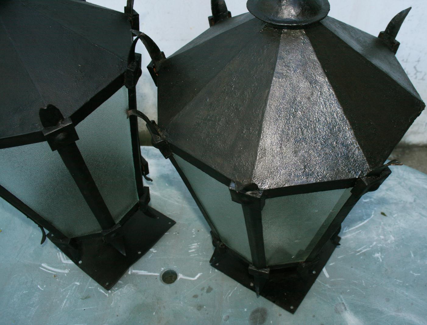 Large Lanterns for Gate Post or Wall Bracket, Late 19th or Early 20th Century For Sale 6
