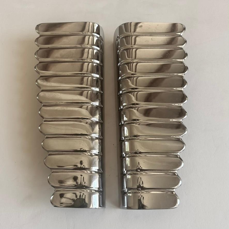 Pair of Large Italian 1950s Chrome Door Handles In Good Condition For Sale In CA, CA