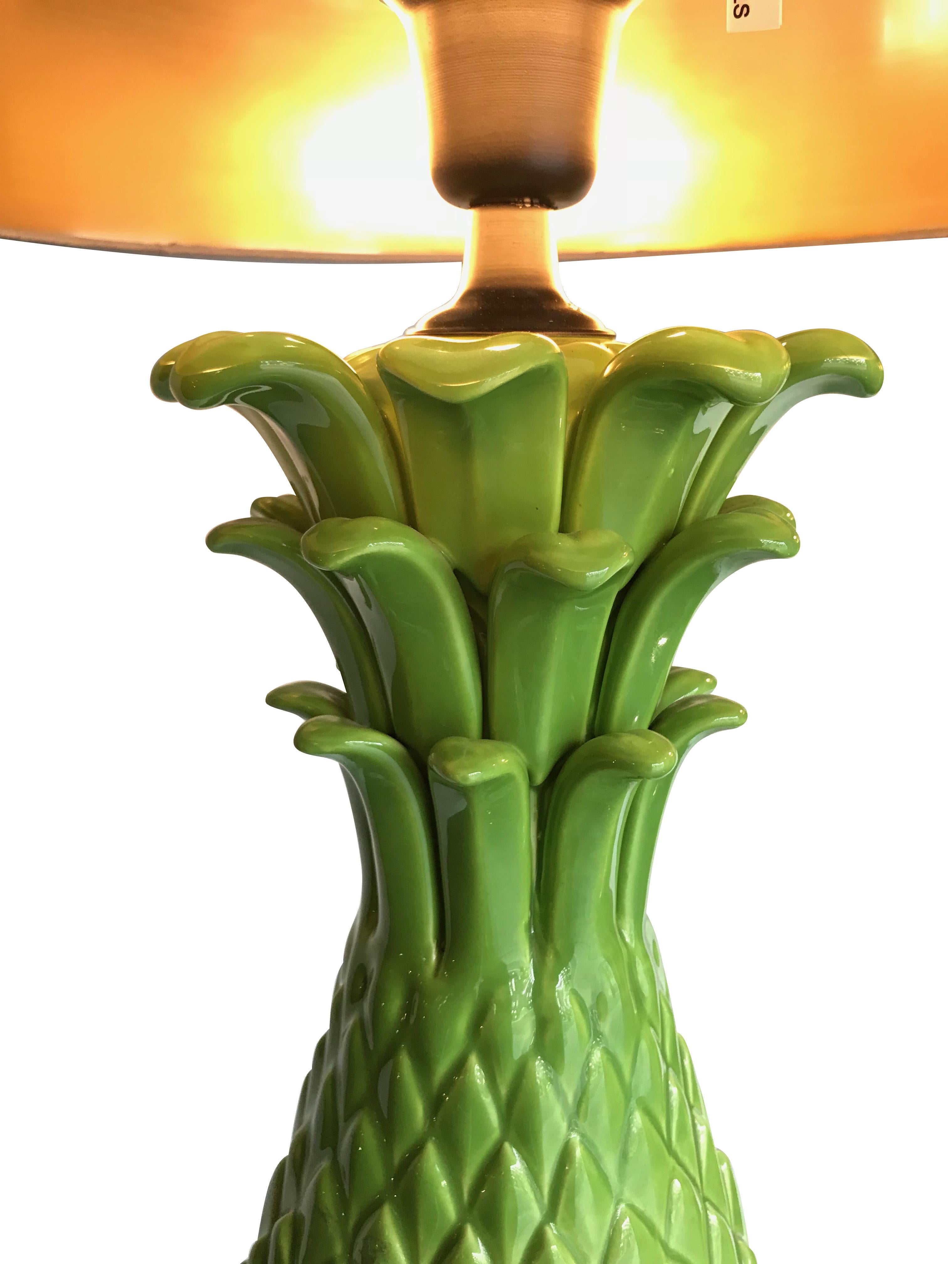vintage ceramic pineapple lamp