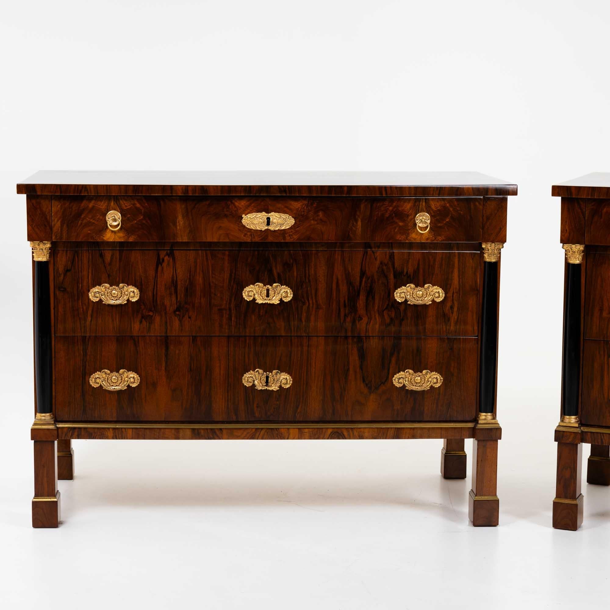 Pair of Large Italian Chests of Drawers, circa 1820 For Sale 5