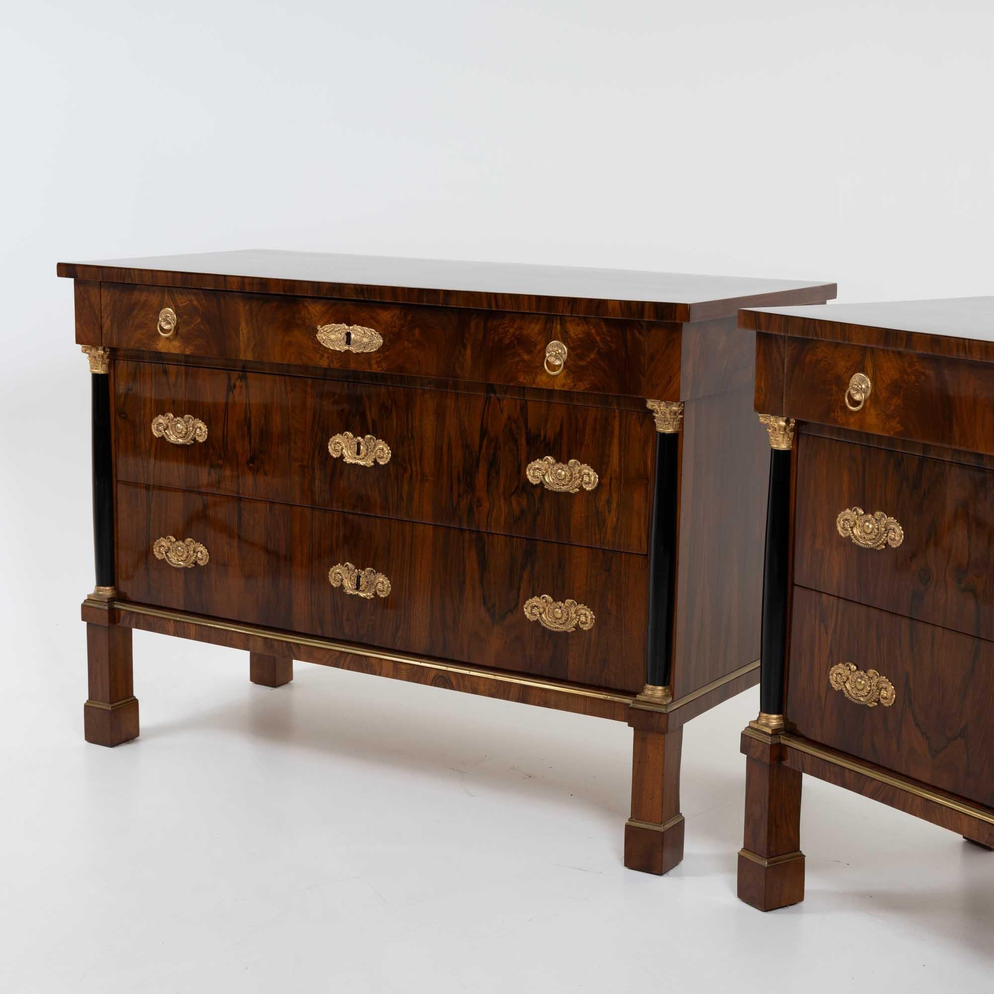 Pair of Large Italian Chests of Drawers, circa 1820 For Sale 6