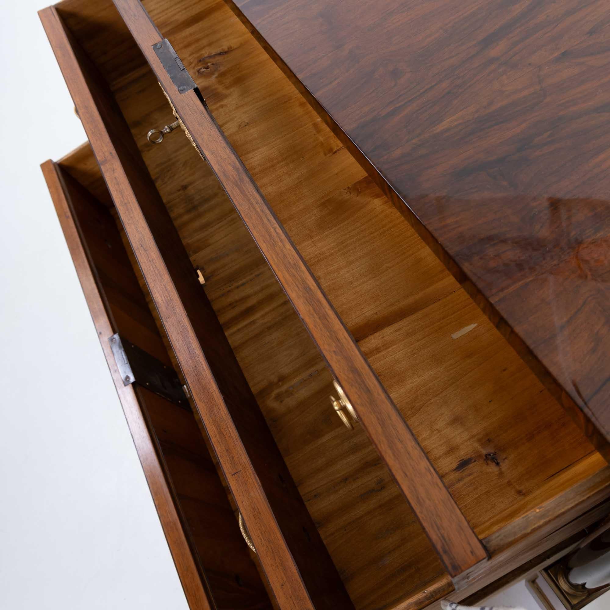 Early 19th Century Pair of Large Italian Chests of Drawers, circa 1820 For Sale