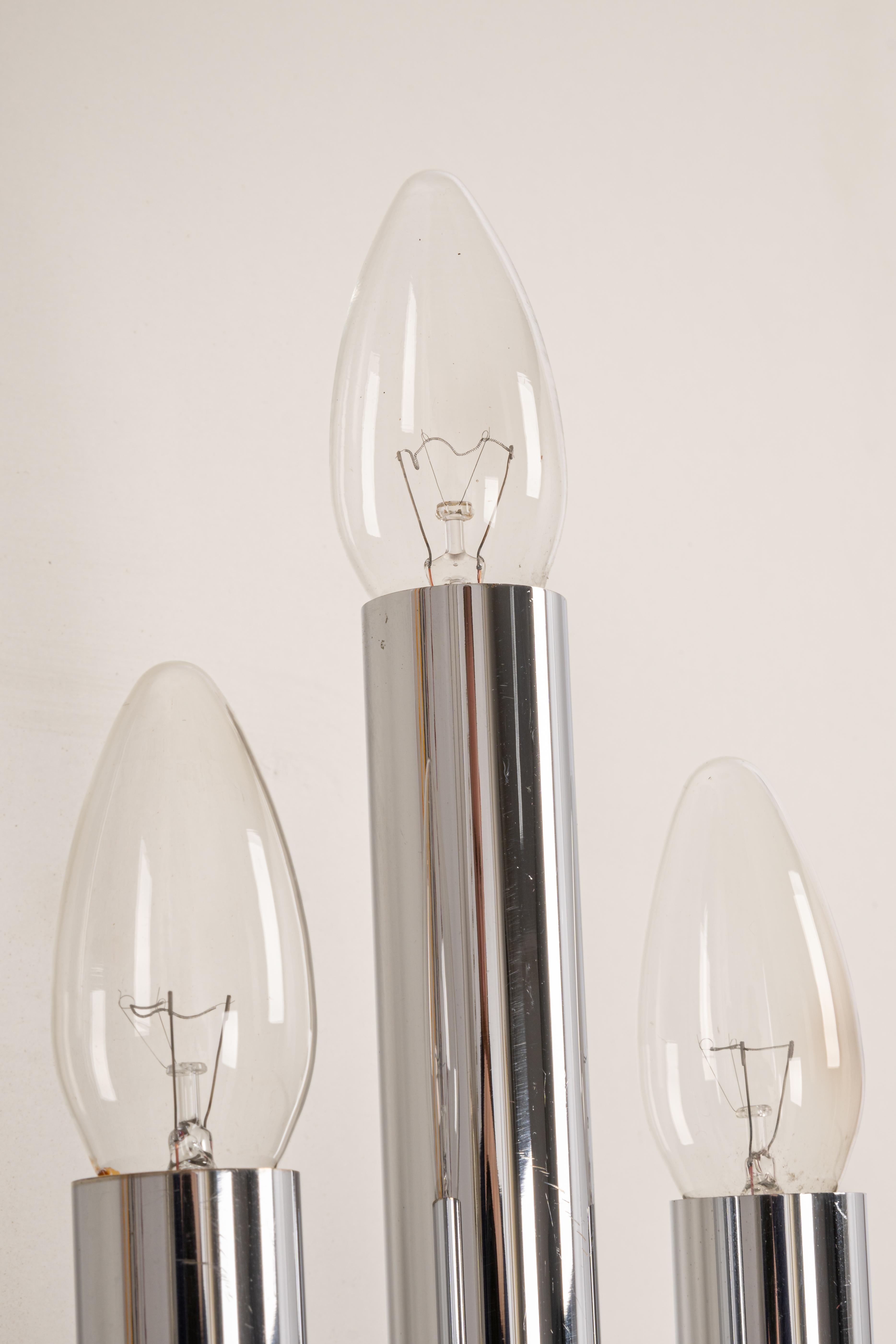 Mid-20th Century Pair of Large Italian Chrome Wall Sconces Sciolari Style, 1970s For Sale