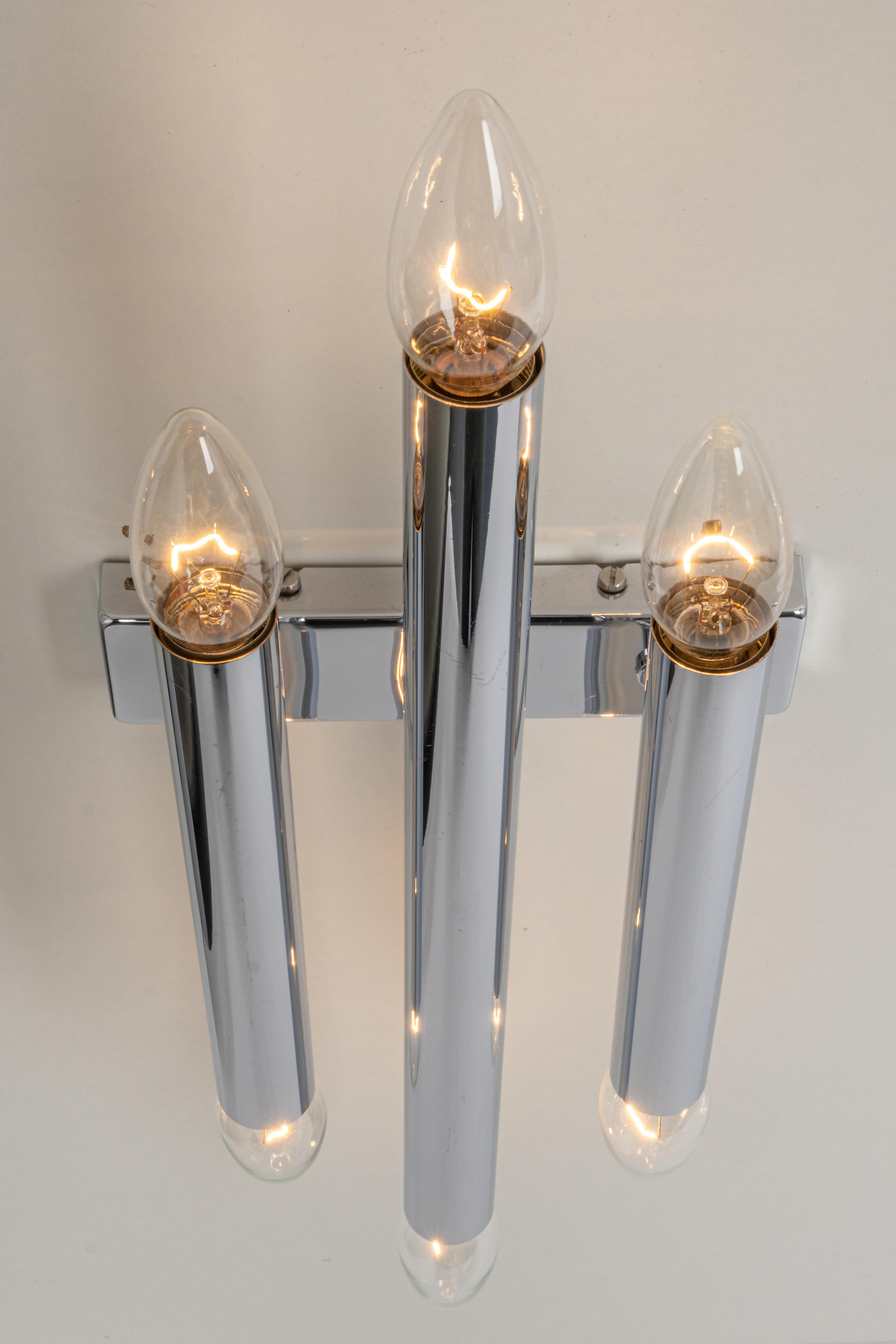 Pair of Large Italian Chrome Wall Sconces Sciolari Style, 1970s For Sale 2
