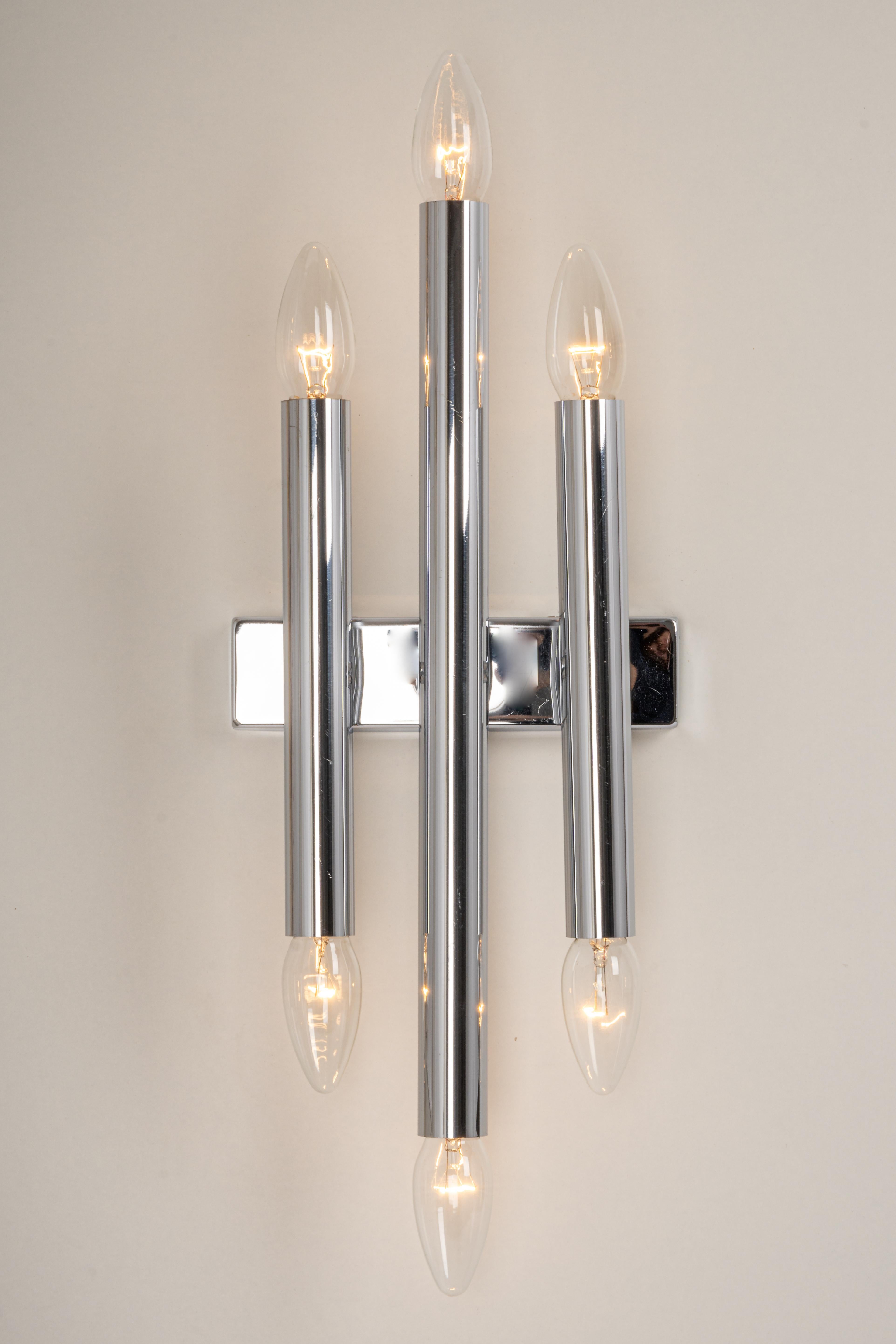 Pair of Large Italian Chrome Wall Sconces Sciolari Style, 1970s For Sale 3