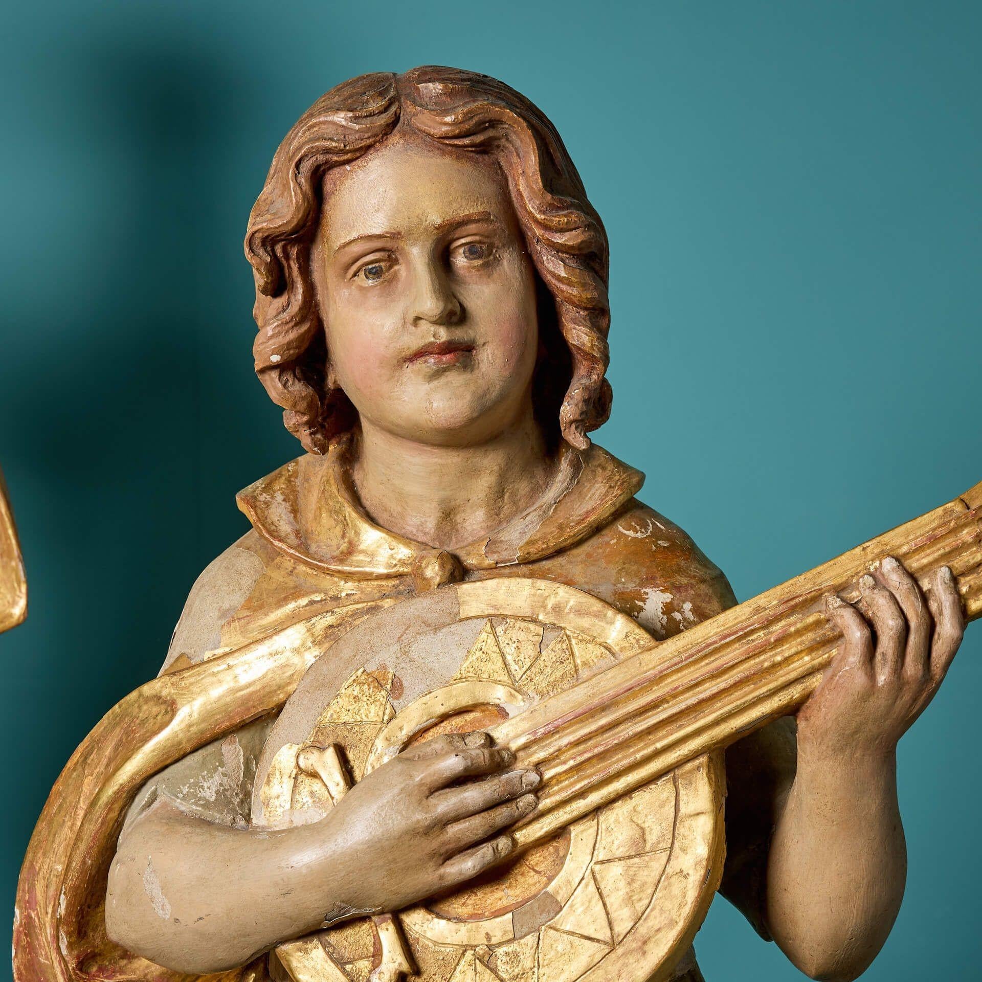 Pareja de grandes esculturas eclesiásticas italianas c.1800 Georgiano en venta