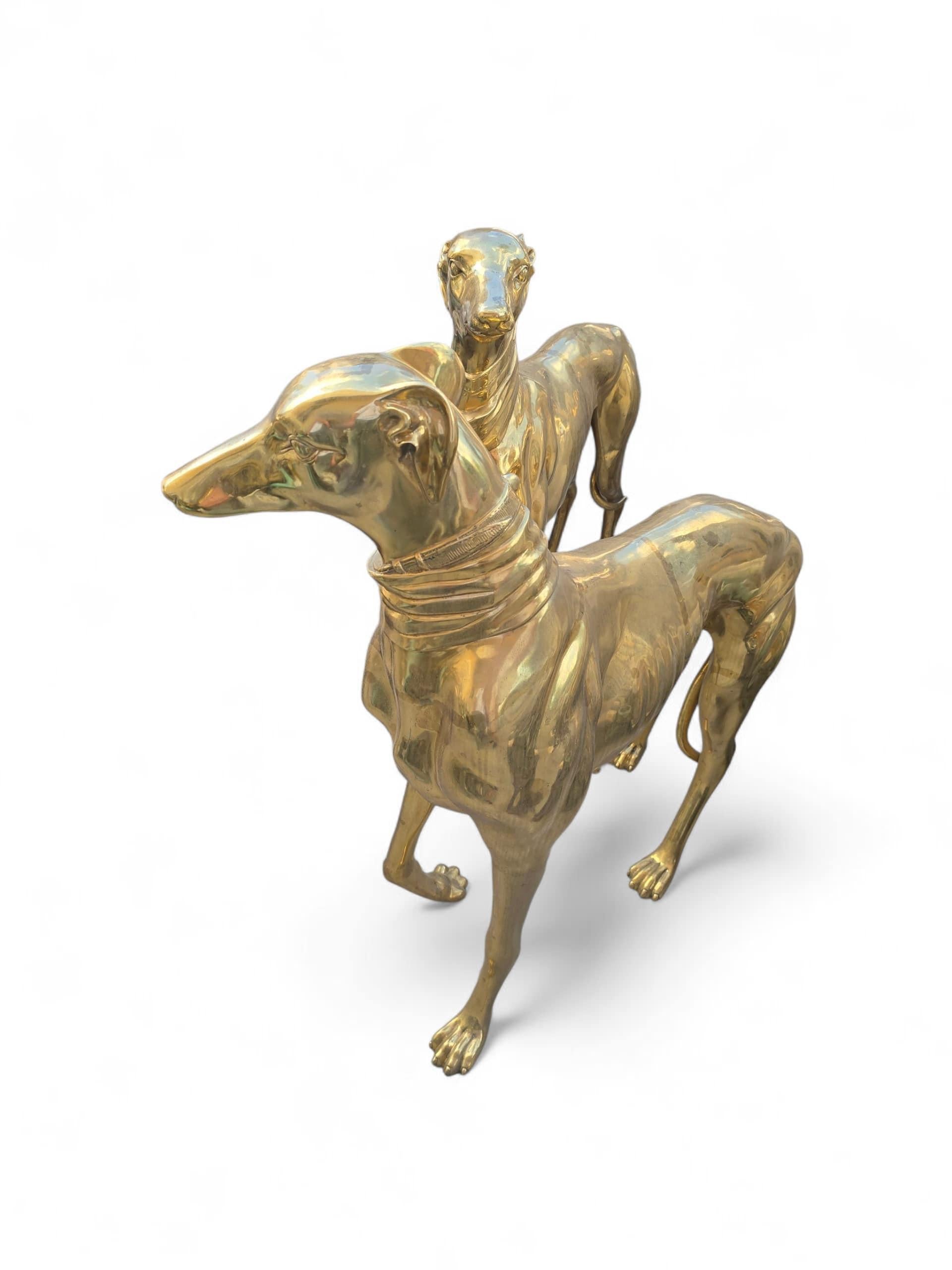 Pair of Large Italian Gilded Bronze Dog Sculptures, 20th Century In Good Condition For Sale In Madrid, ES
