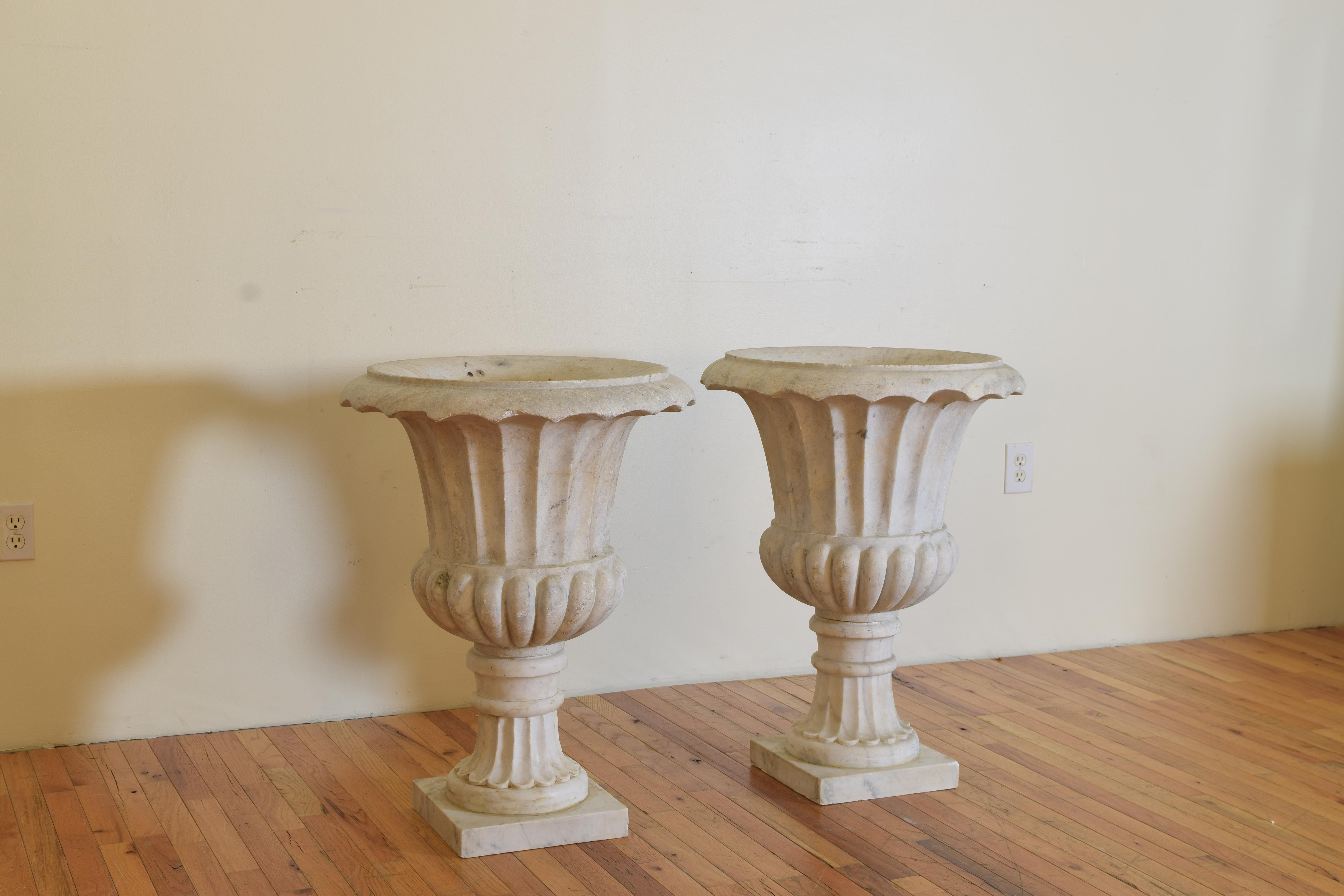 Pair of Large Italian Marble Urns from the Late 18th Century 1