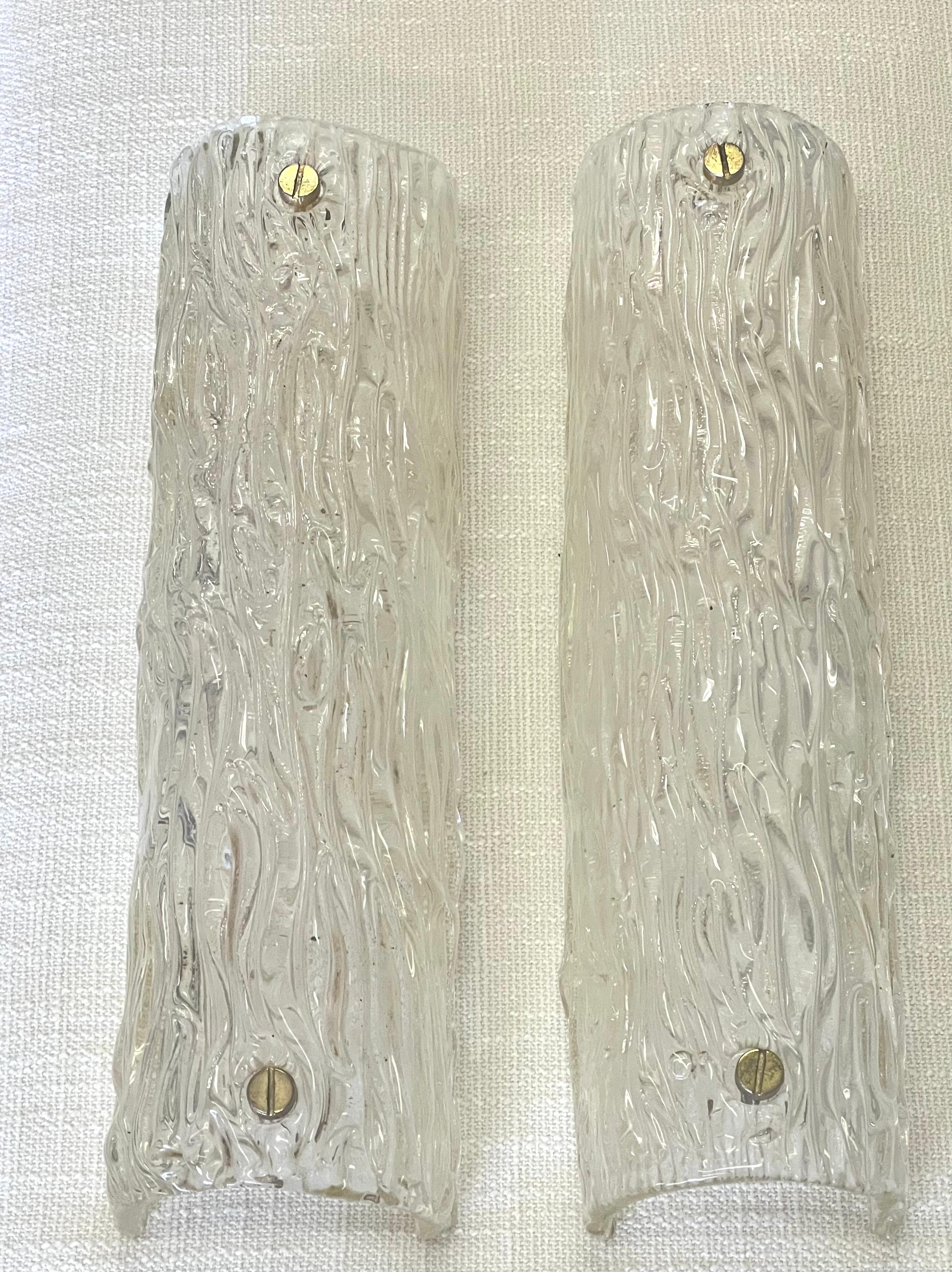 Hand-Crafted Pair of Large Italian Mid-century Murano Glass 