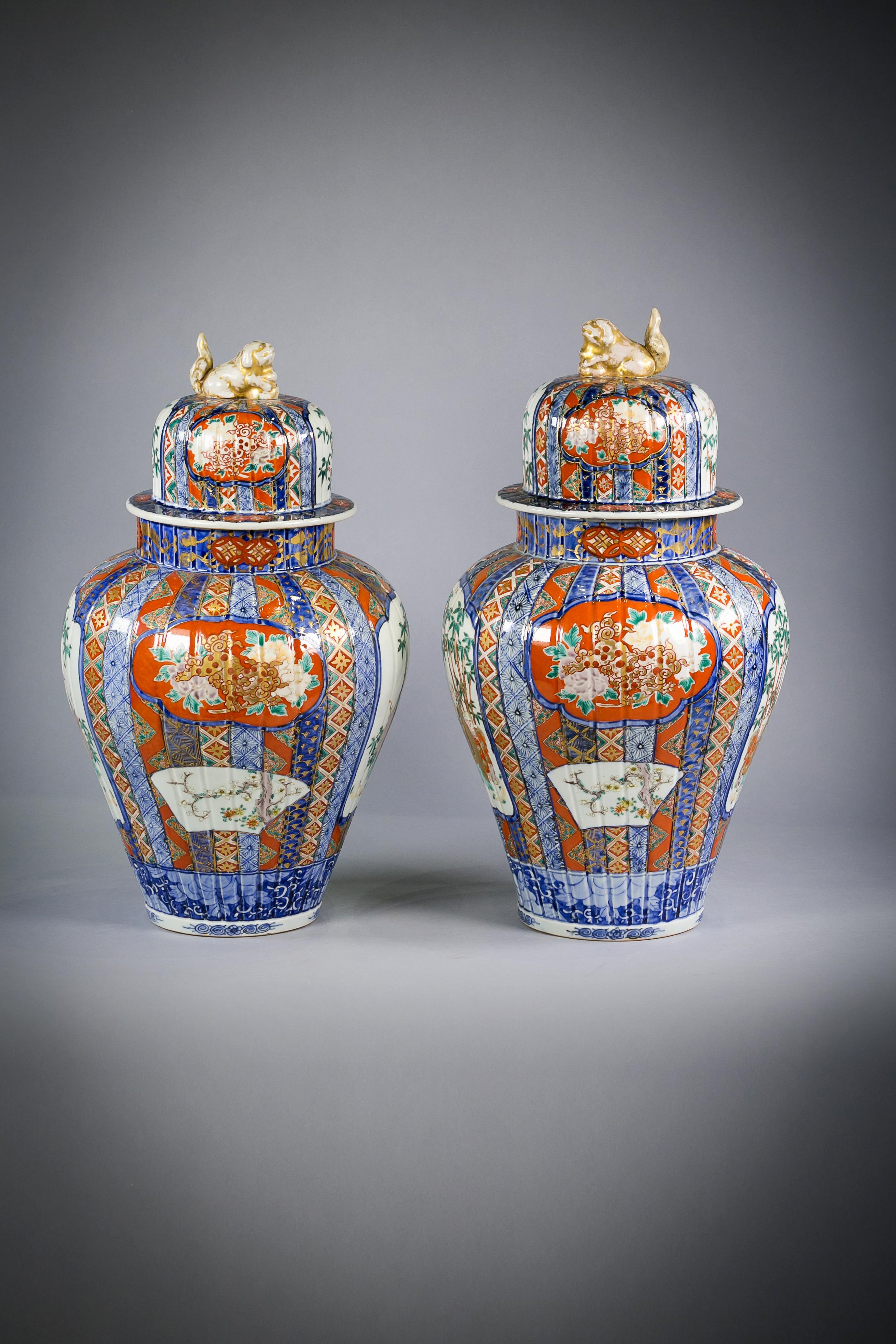Mid-19th Century Pair of Large Japanese Imari Pattern Covered Vases, circa 1860 For Sale