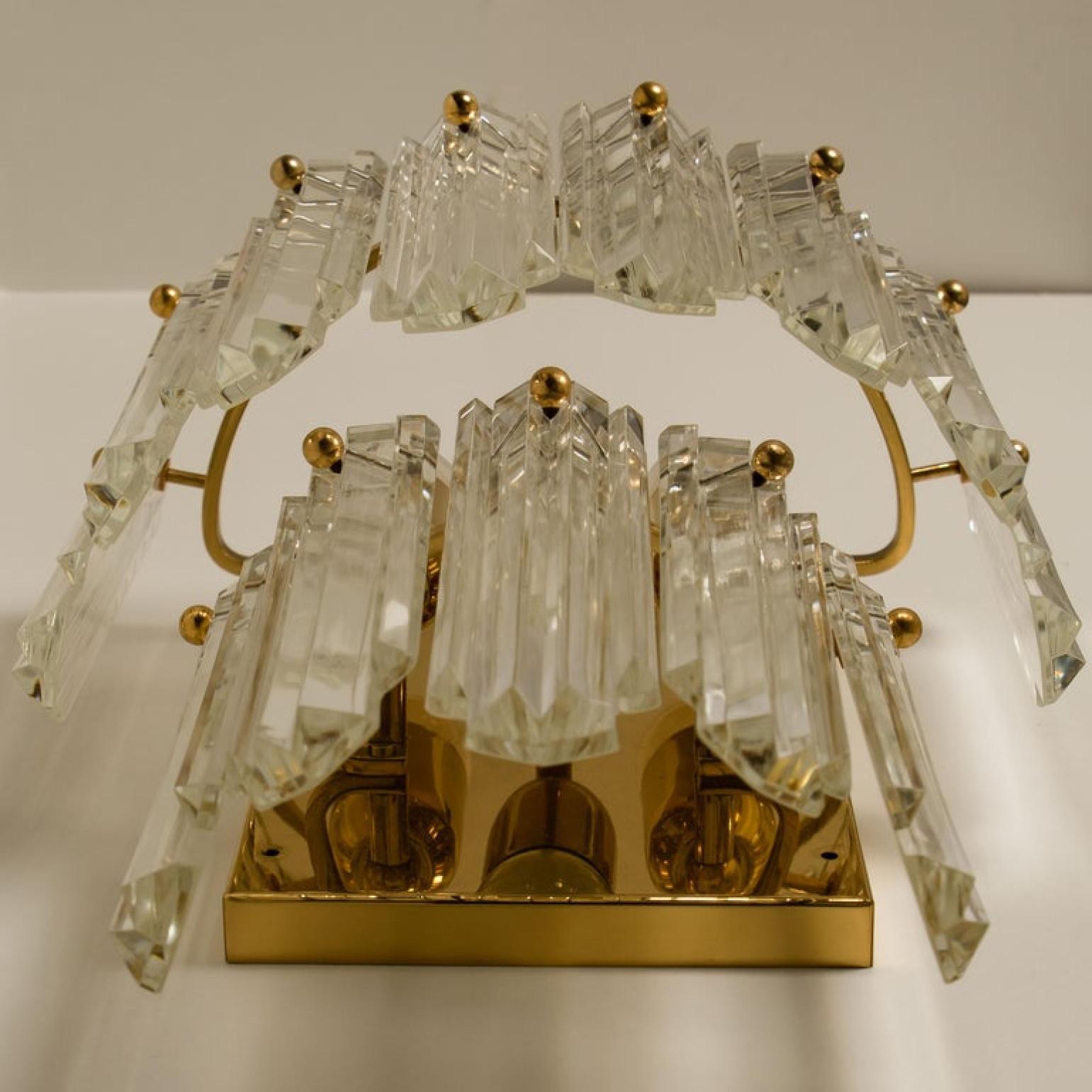 Gold Pair of Large J.T. Kalmar Faceted Glass and Gilt Brass Sconces, Vienna, 1960s For Sale