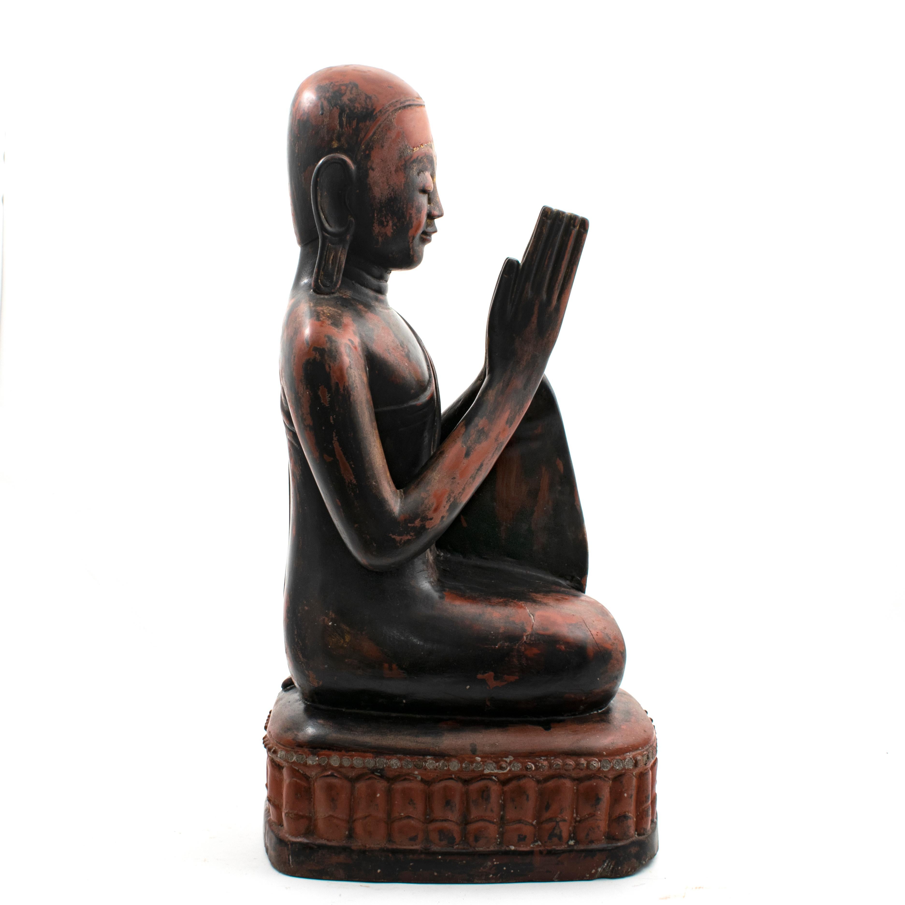 Pair of Large Kneeling Monks, Burma, Mid-18th Century In Good Condition For Sale In Kastrup, DK