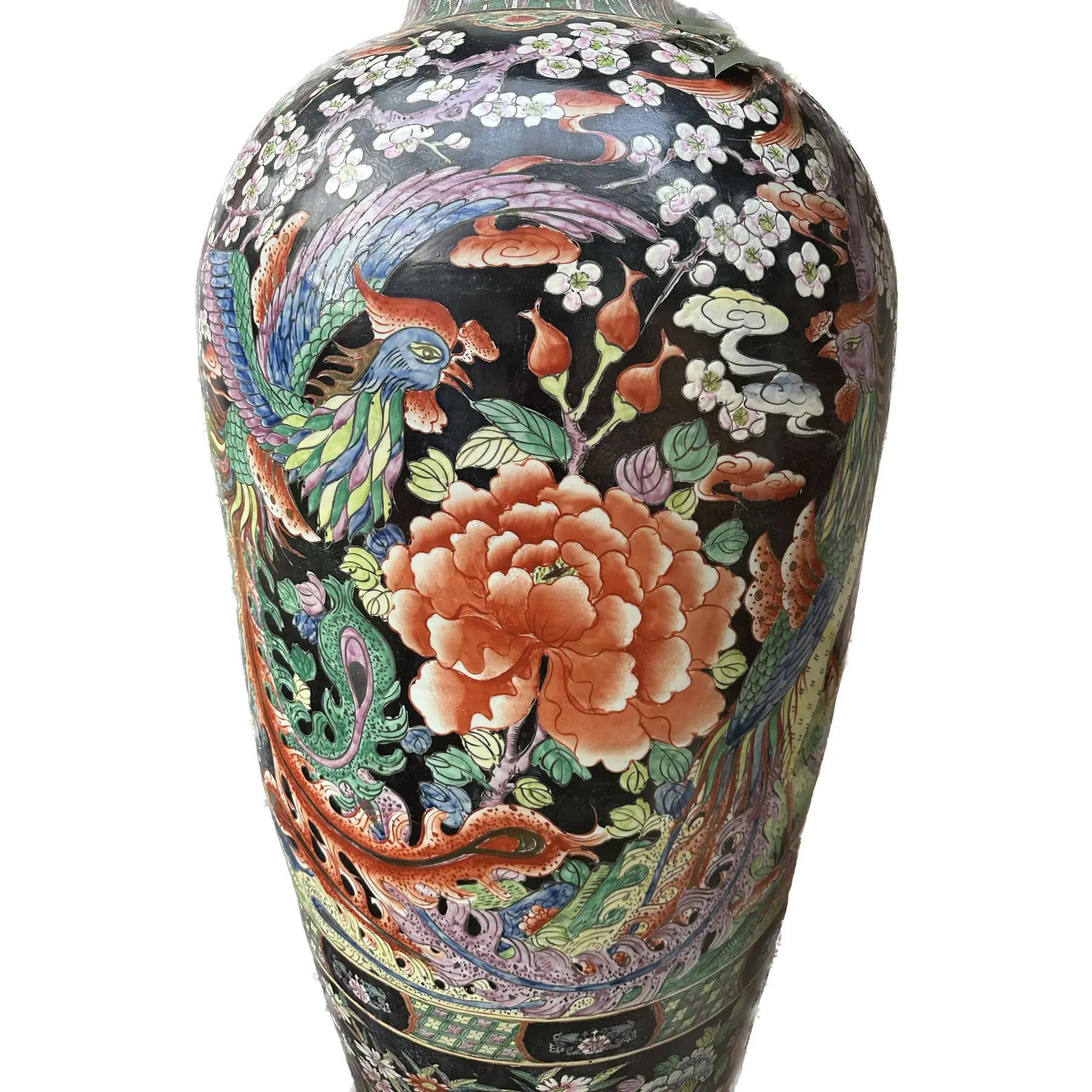 Pair of Large Late 20th Century Blackground Chinese Urns For Sale 2