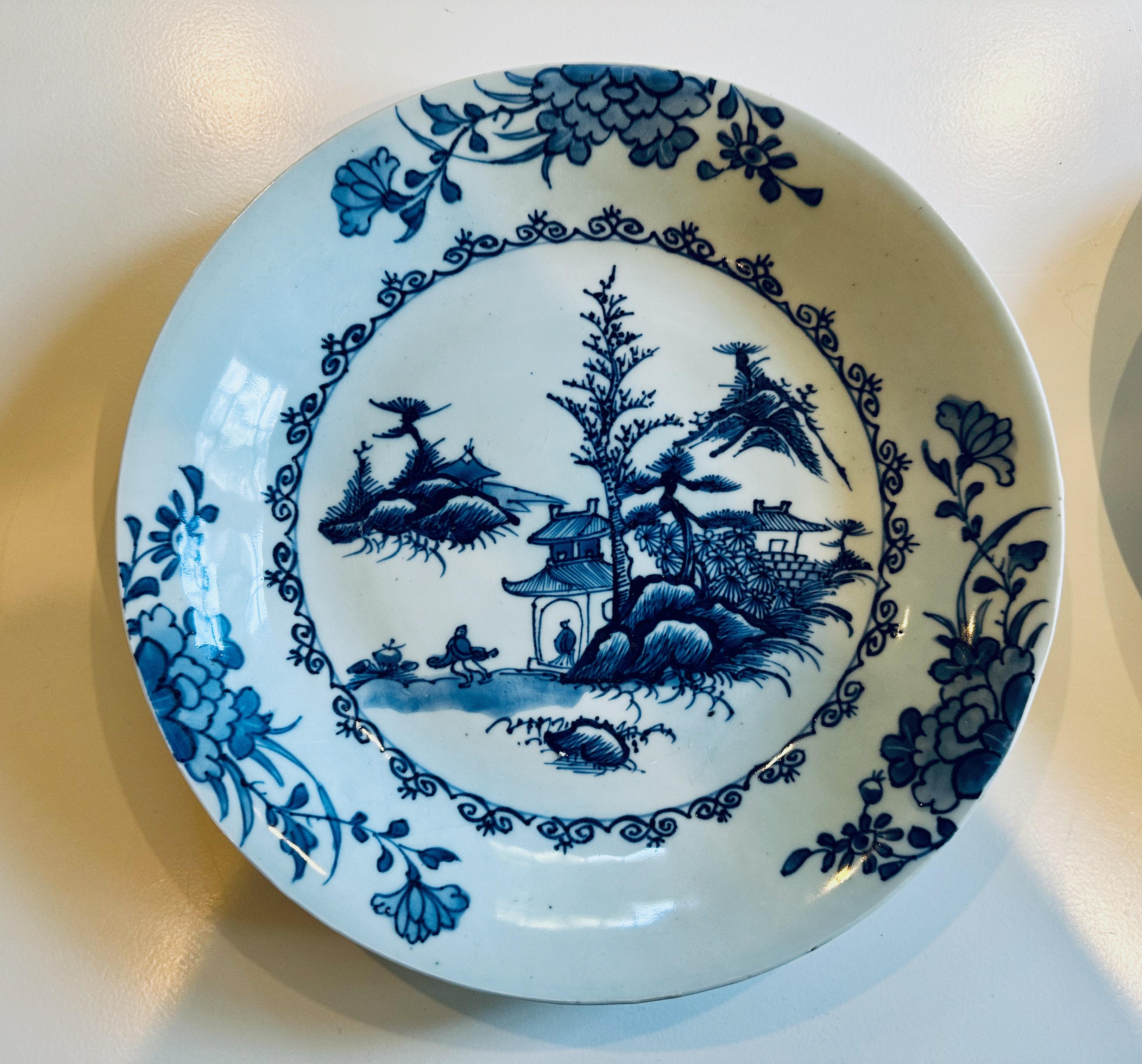 Paar große „Leaping Boy“-Teller aus dem Nanking Cargo-Schiffswreck im Angebot 4